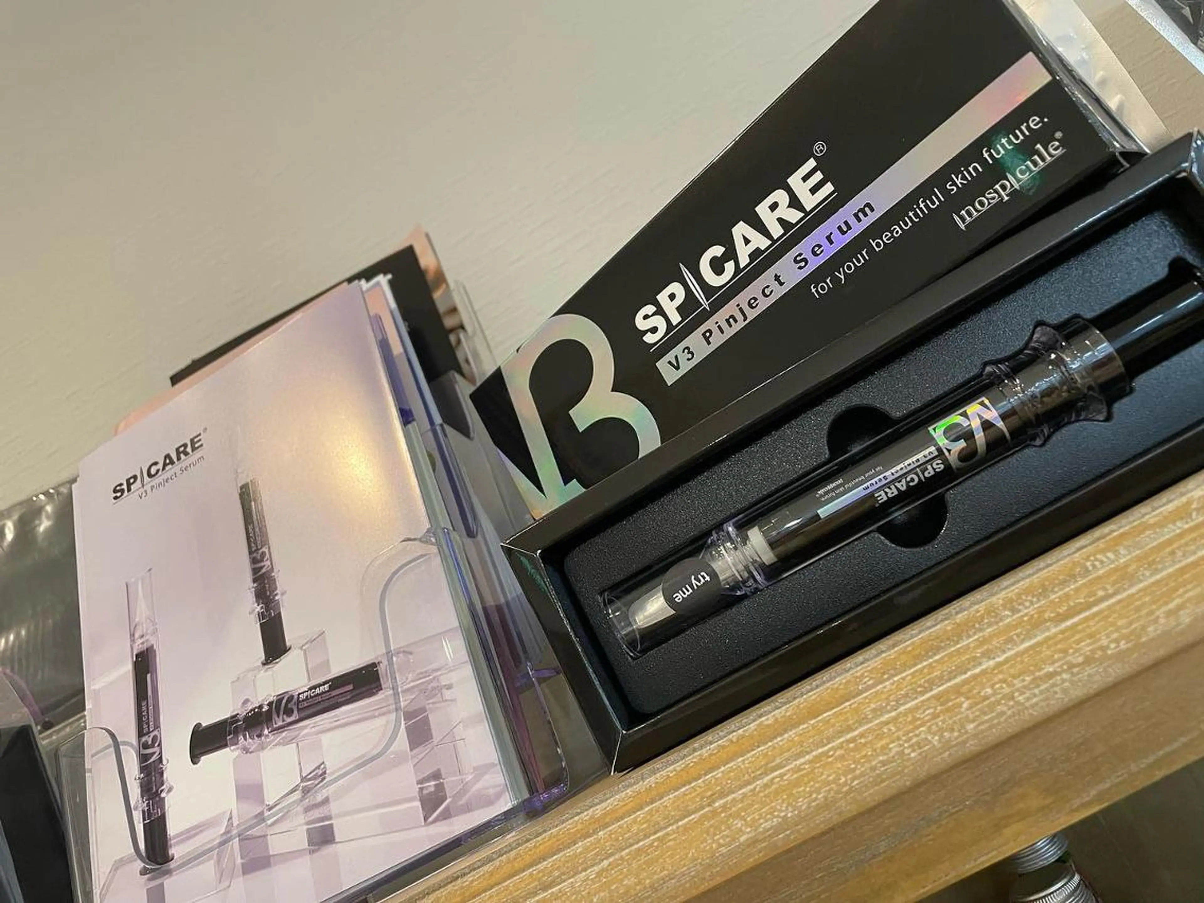 ネイル マツエク・マツパ まつげパーマ ボリュームラッシュ ジェルネイル ニュアンスネイル パラジェル 髙橋 敦子のネイルデザイン