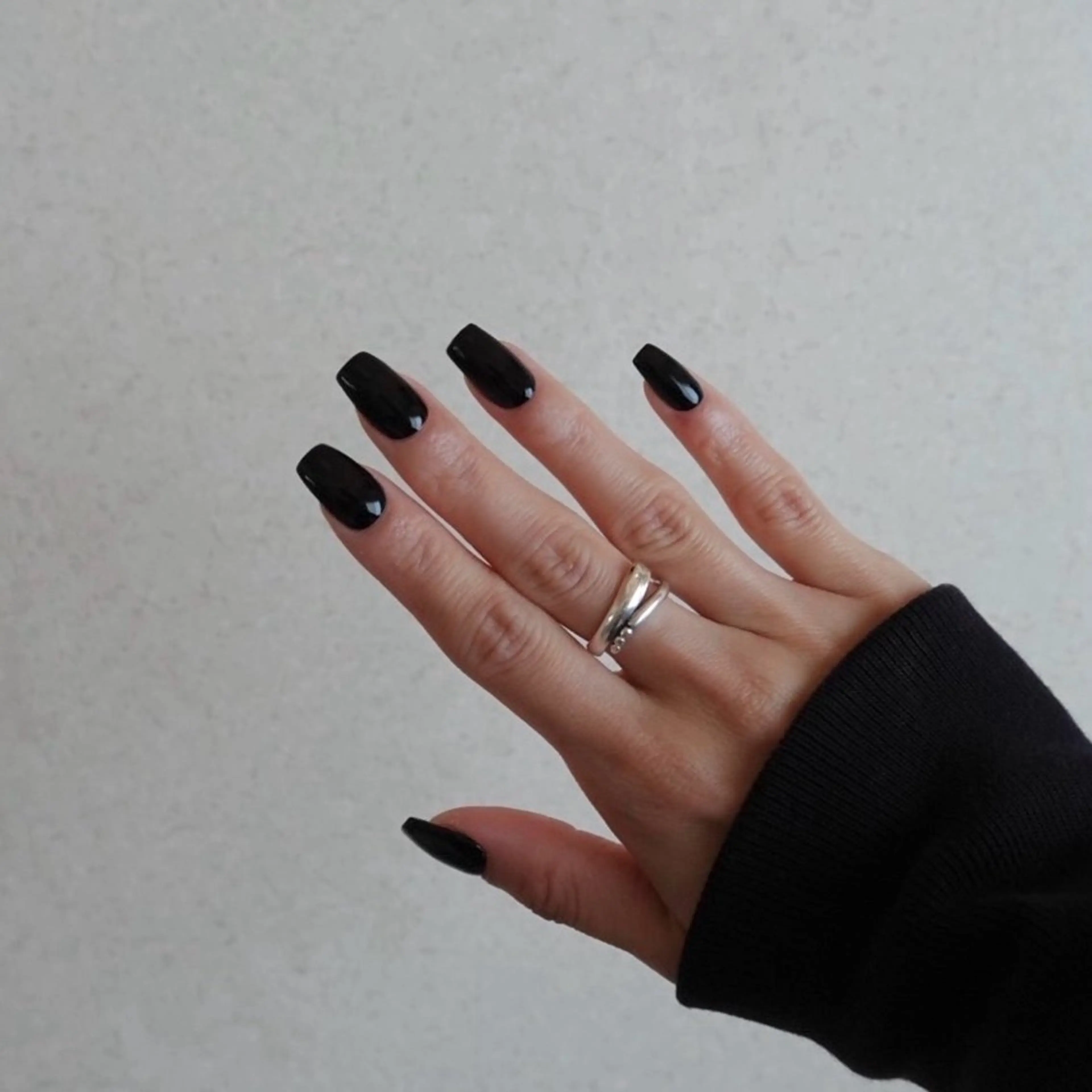 【 55%Off ／付替オフ・入念甘皮ケア込 】 Hand：ワンカラーorグラデーションの写真