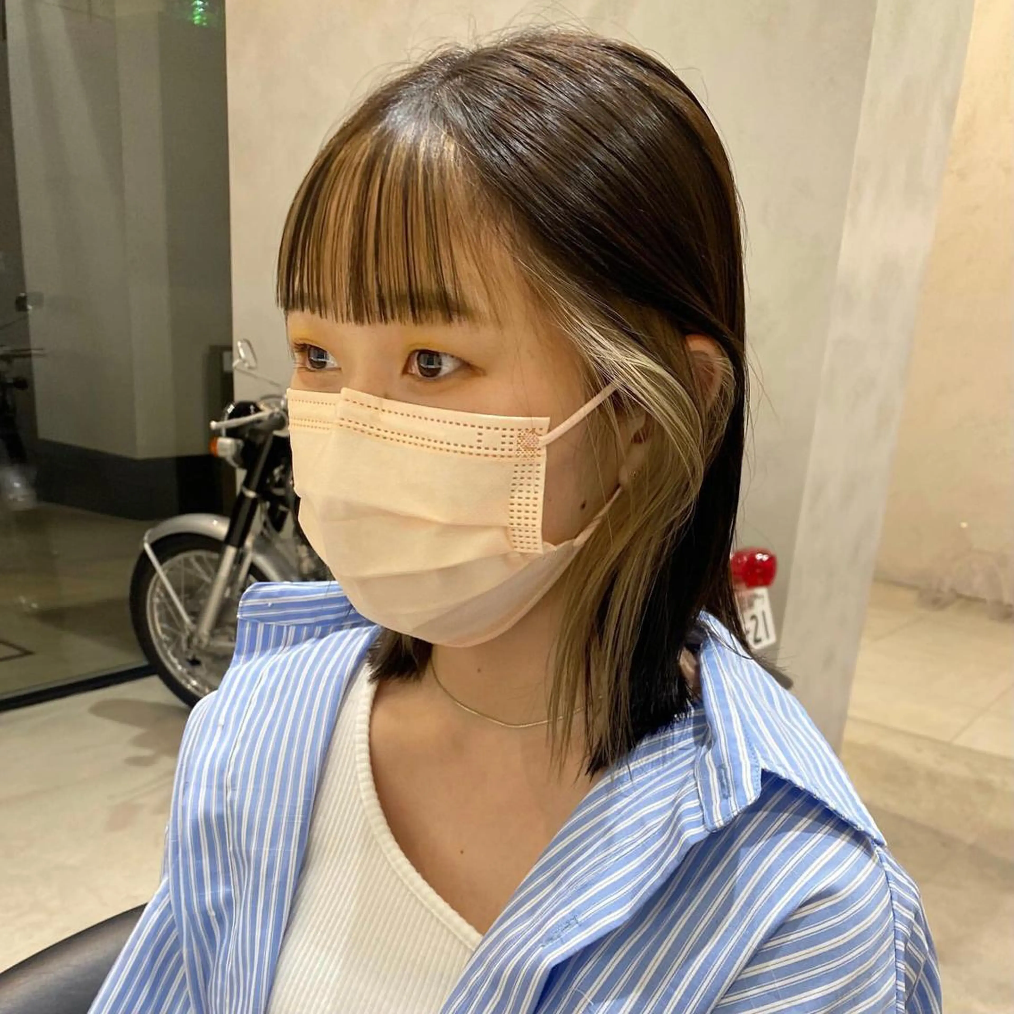 ミディアム カラー インナーカラー トリートメント DEAN 名駅店 大人レイヤーカットのヘアスタイル