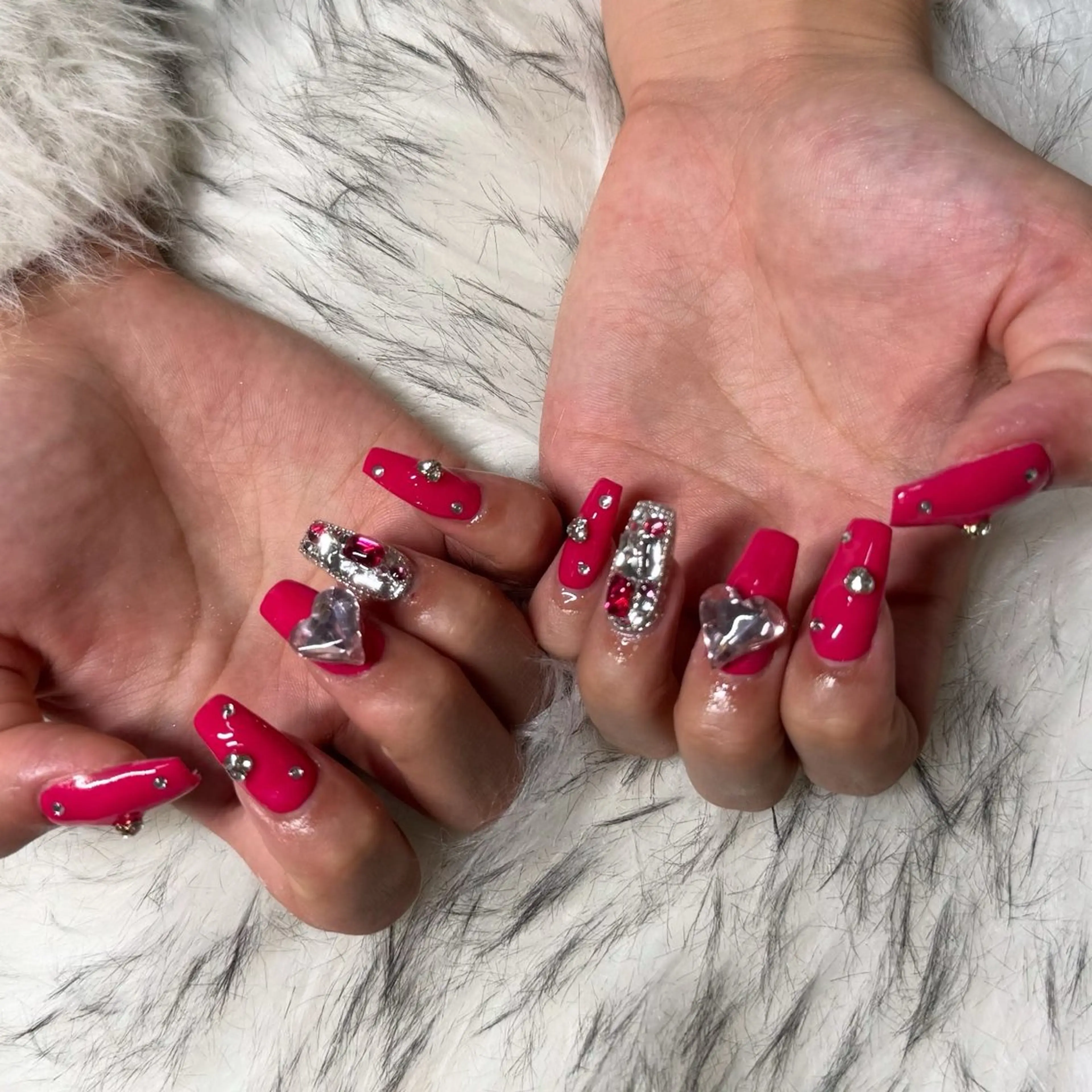 ロング ハンドネイル mao .のネイルデザイン