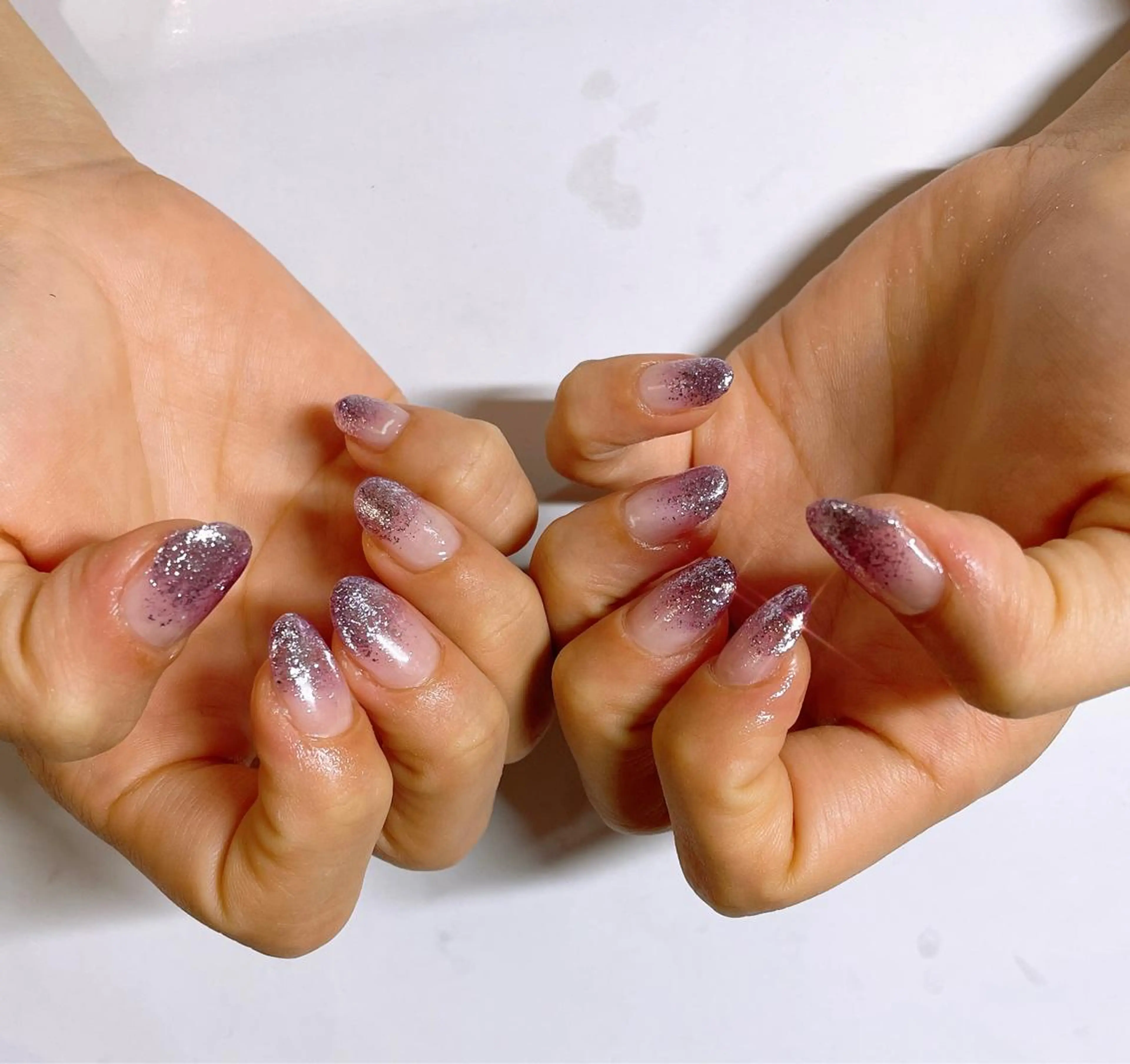 ネイル VIERU 🌈🎀💖のネイルデザイン