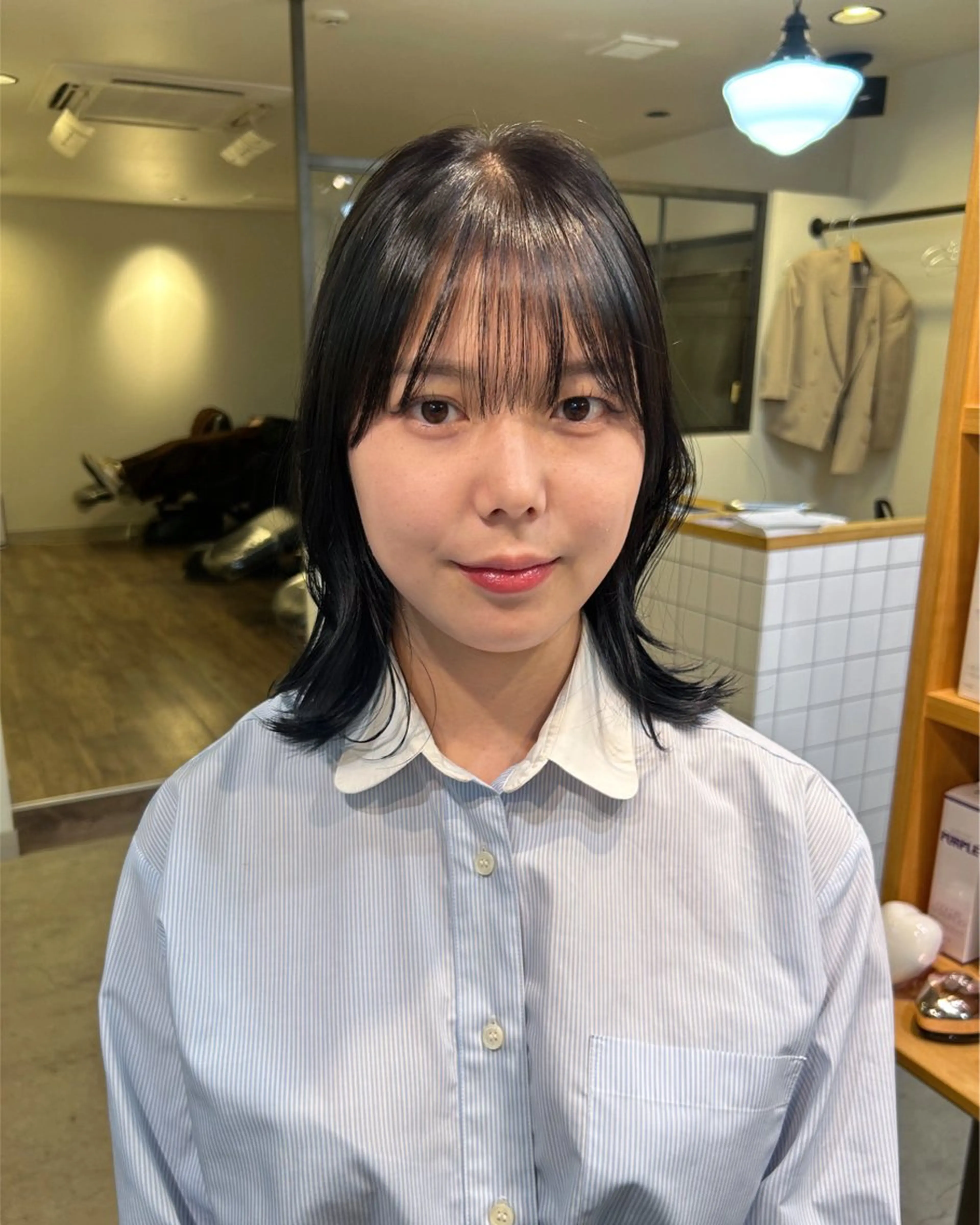 ミディアム 透明感カラー レイヤーカット りなのヘアスタイル