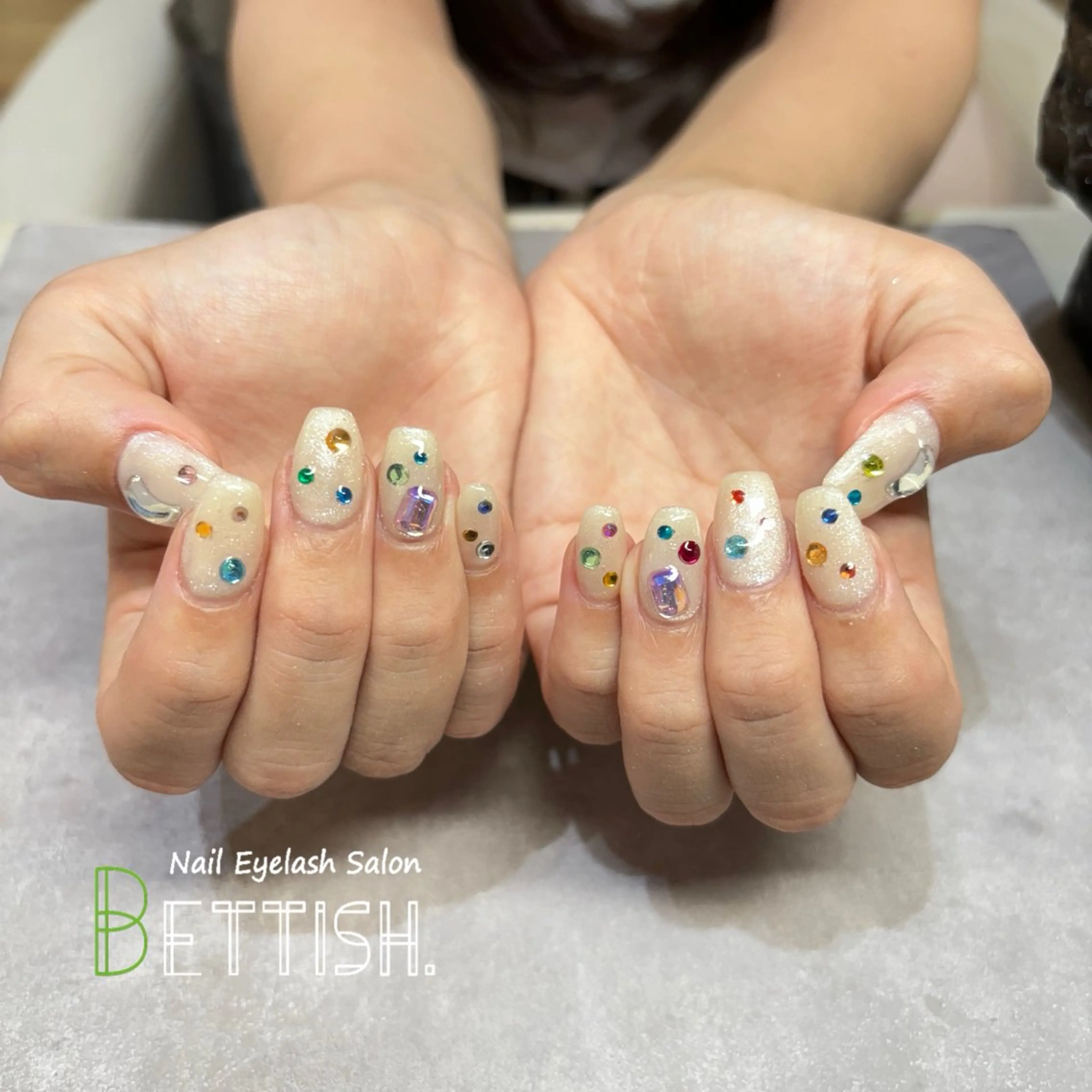 ネイル ハンドネイル NiuShe SERIのネイルデザイン