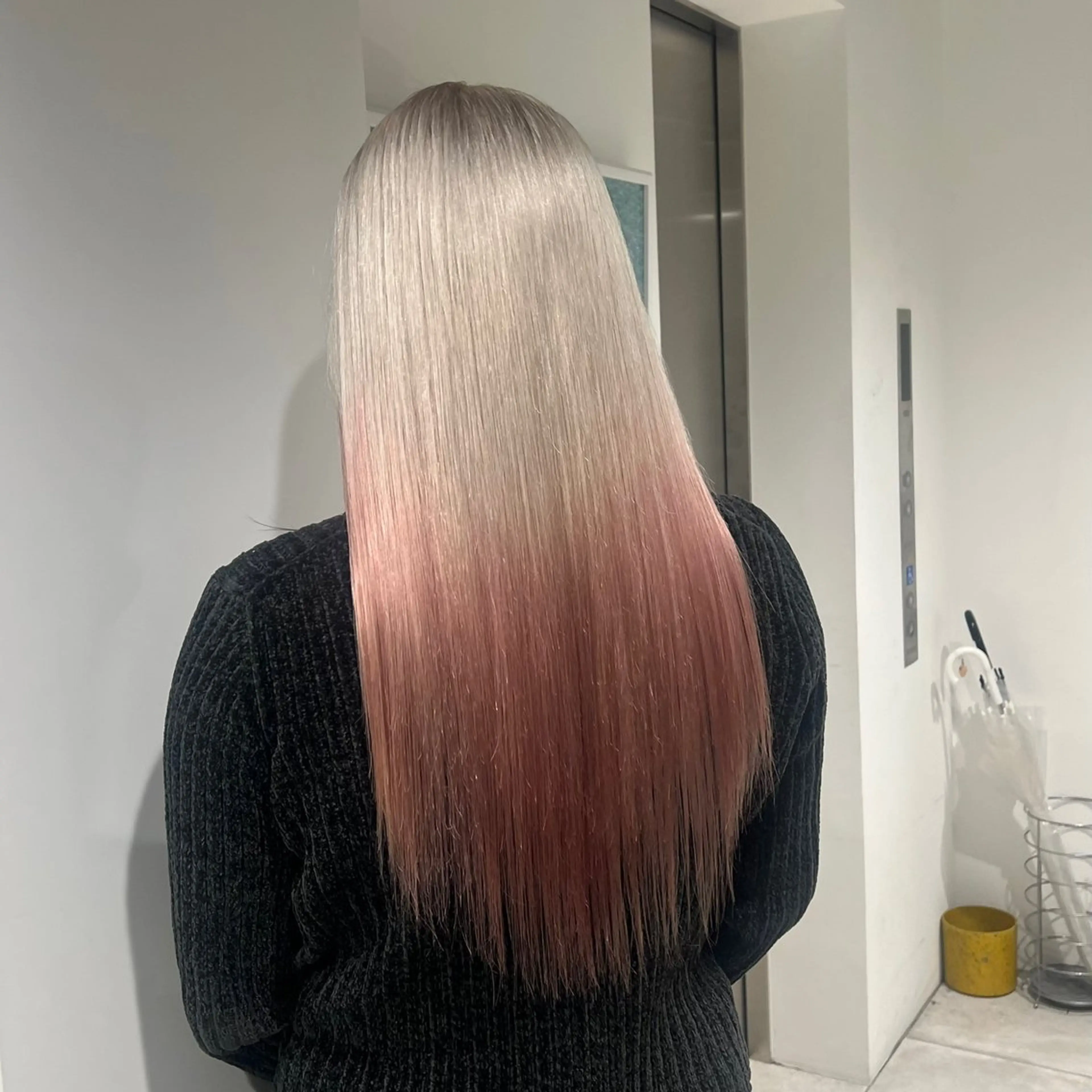 セミロング カラー カット ヘアカラー トリートメント 赤みゼロ/透明感 カラー🌿KANTAのヘアスタイル