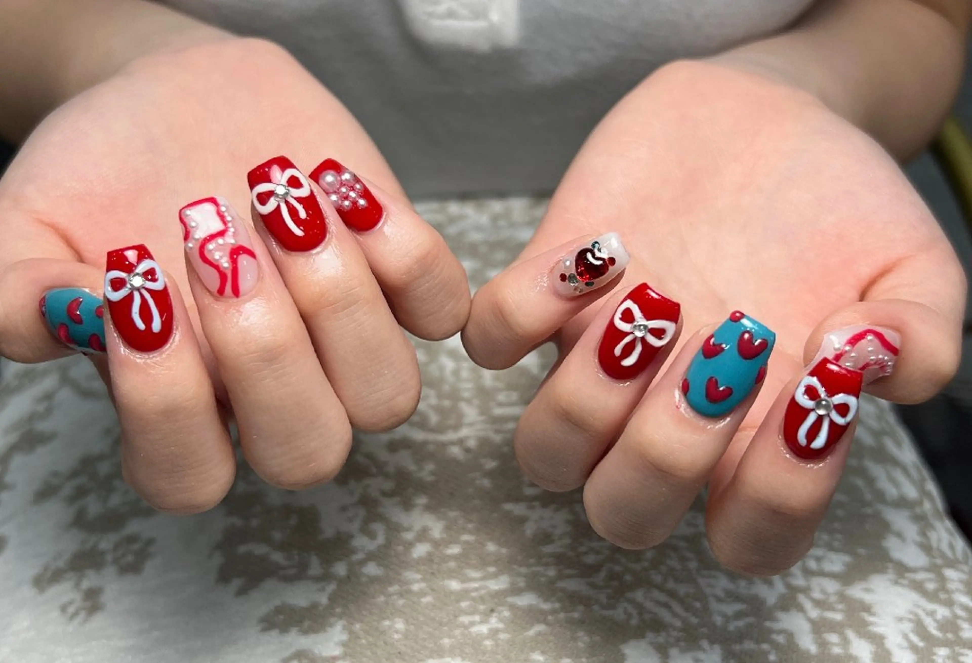 ネイル アートネイル フラワーネイル フットネイル フレンチネイル ジェルネイル UM Nail Salonのネイルデザイン