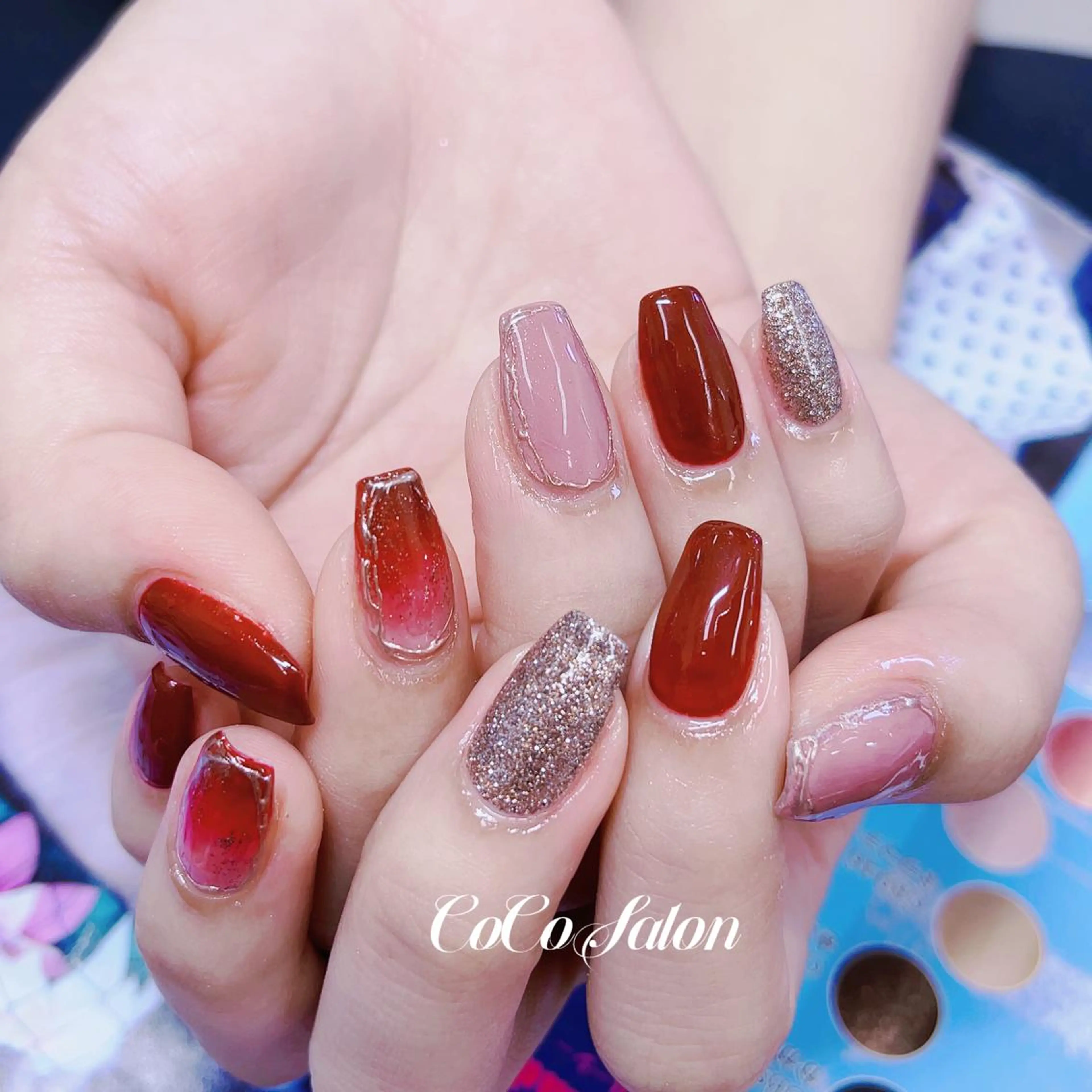 ネイル ボルドー ブラウン 長さ出し ジェルネイル グラデーション ハンドネイル CoCoSalon ネイル/まつ毛予約のネイルデザイン