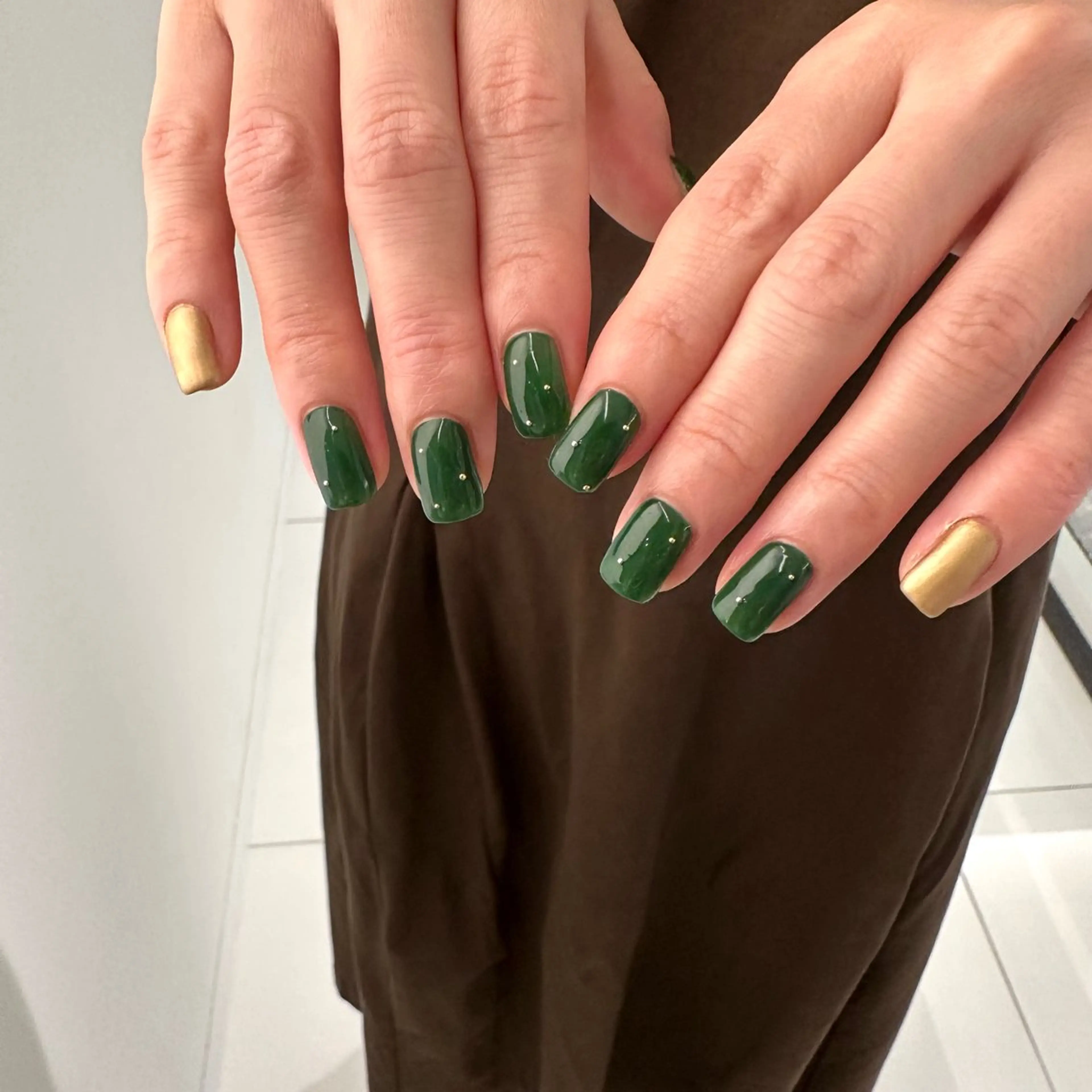 ネイル グリーン ハンドネイル NailAVANCE ayumiのネイルデザイン