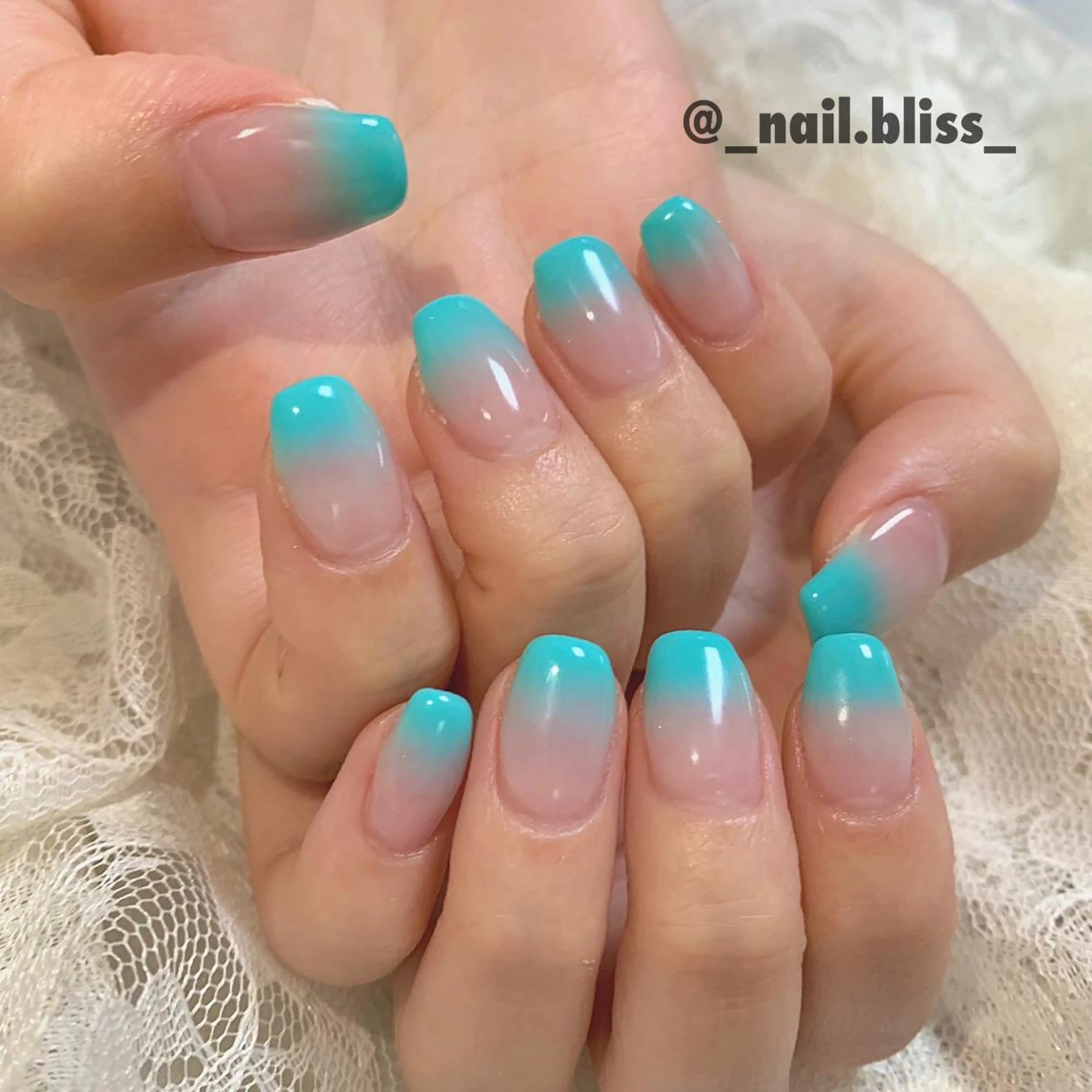 ネイル グラデーション シンプルネイル ハンドネイル NAIL BLISSのネイルデザイン