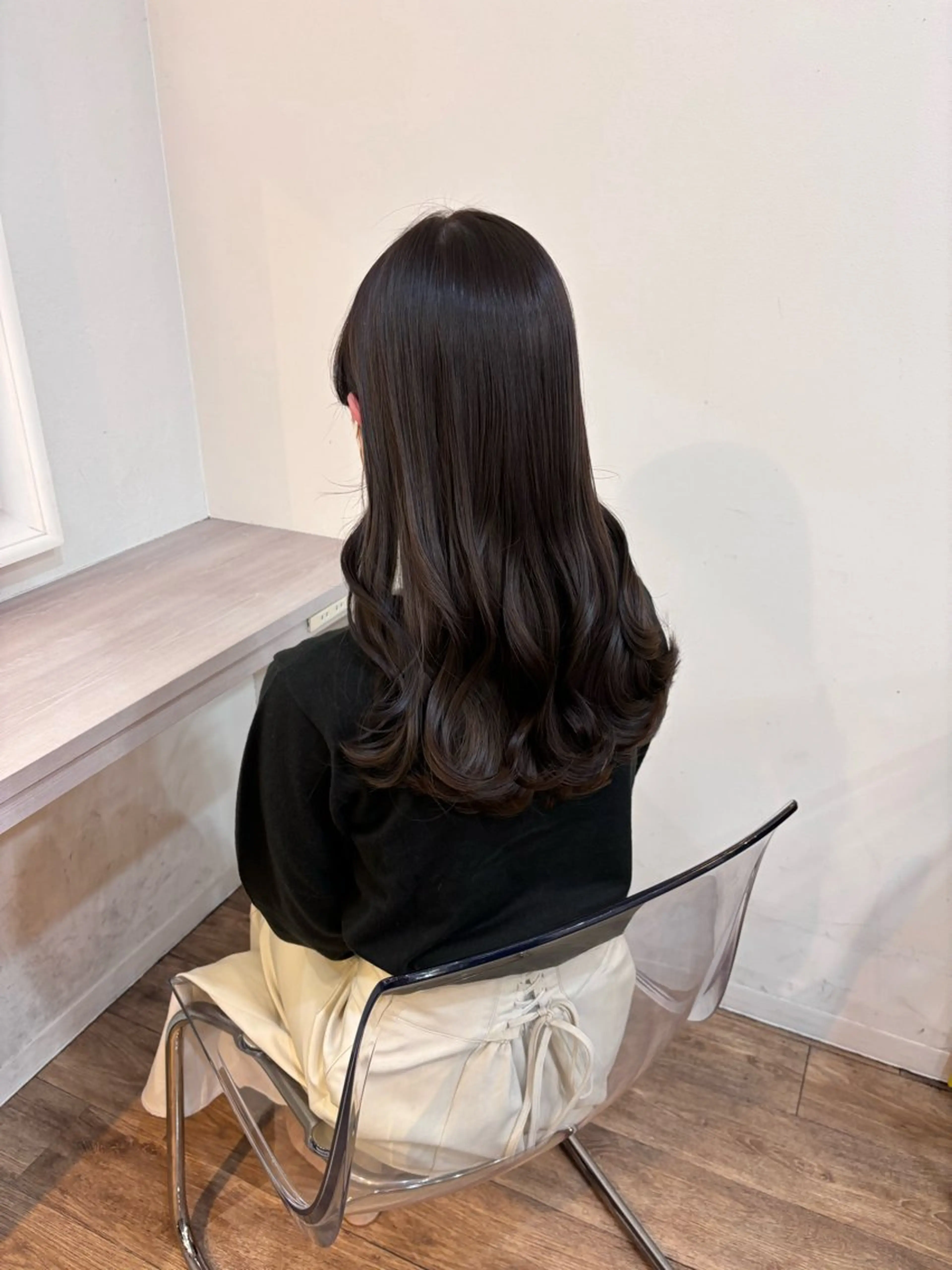 ロング シオン/艶髪カラー/ 韓国ヘアのヘアスタイル