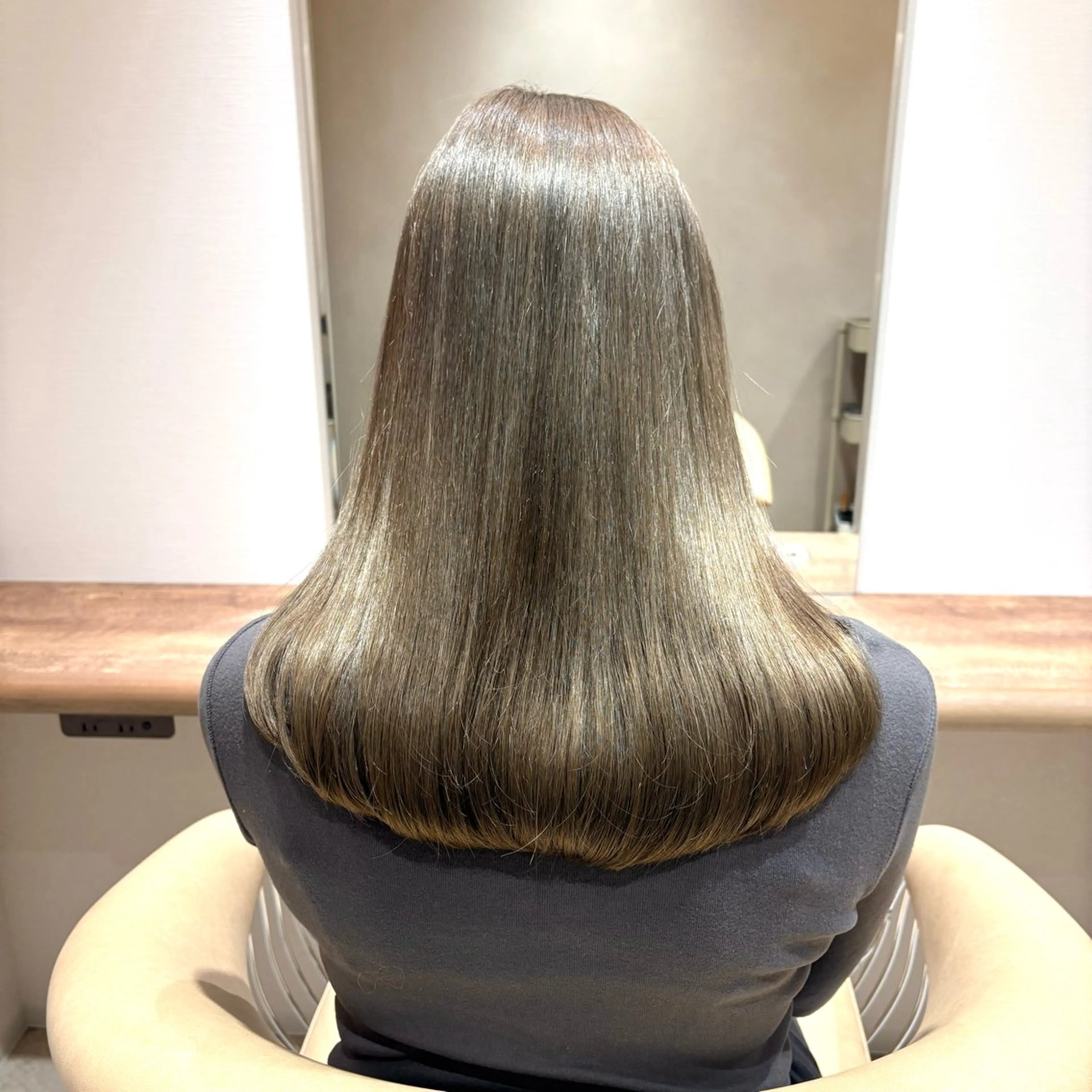 ロング 髪質改善 トリートメント カット ヘアカラー トリートメント ✨艶髪✨悩み解決❗️ 芳賀のヘアスタイル