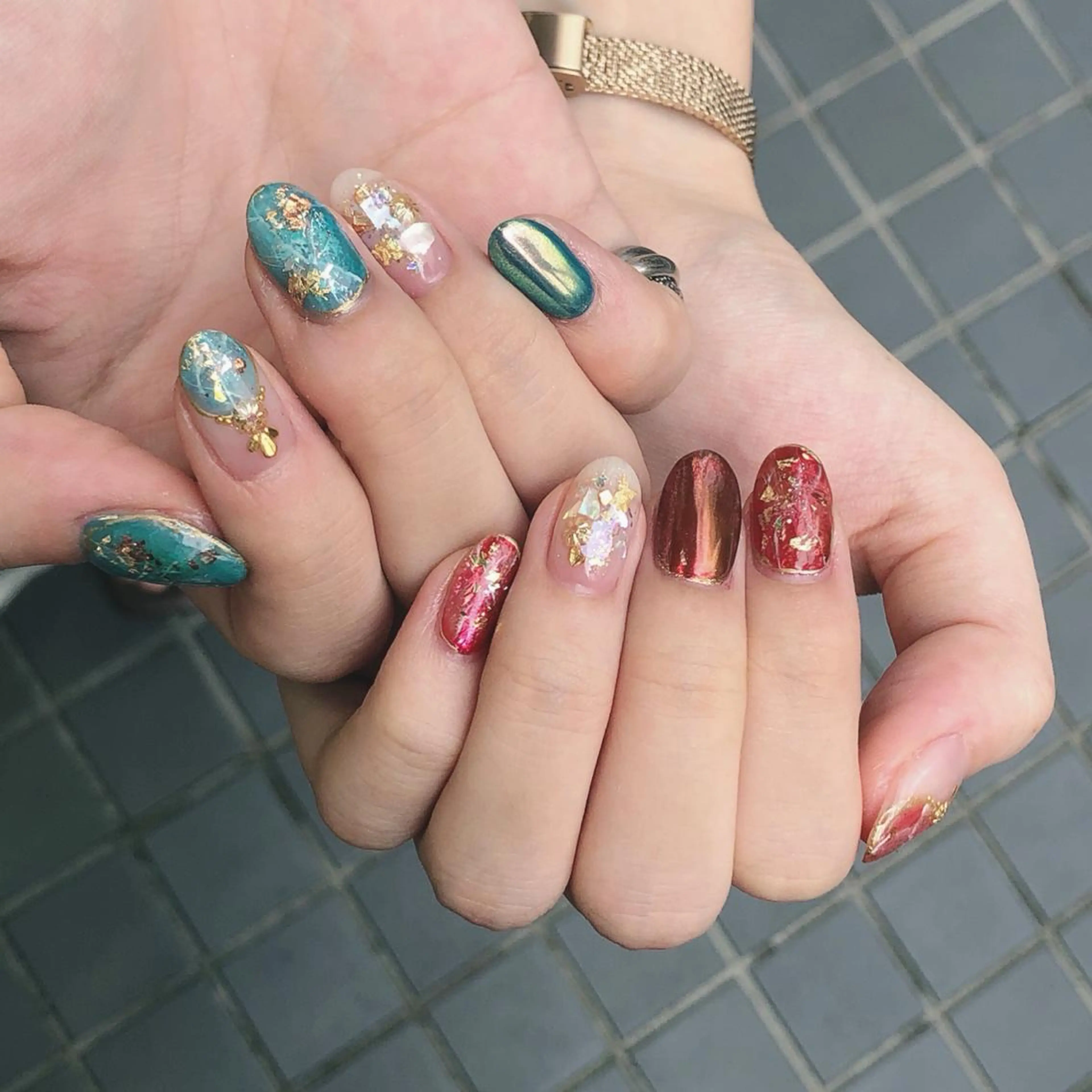 ネイル 中牟田 彩水のネイルデザイン