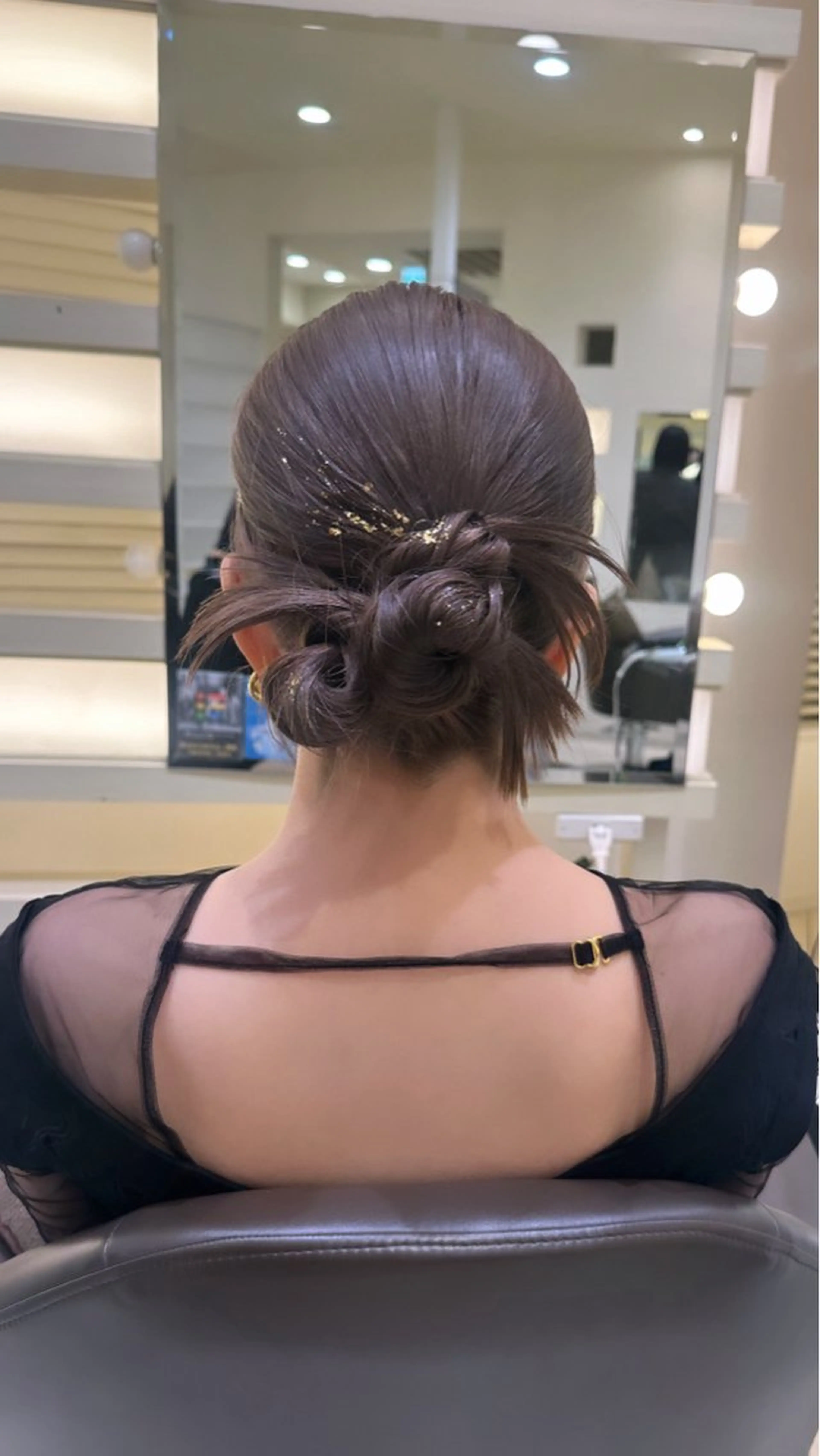 ヘアアレンジ 銀座レイヤーカット ×シースルー前髪のヘアスタイル