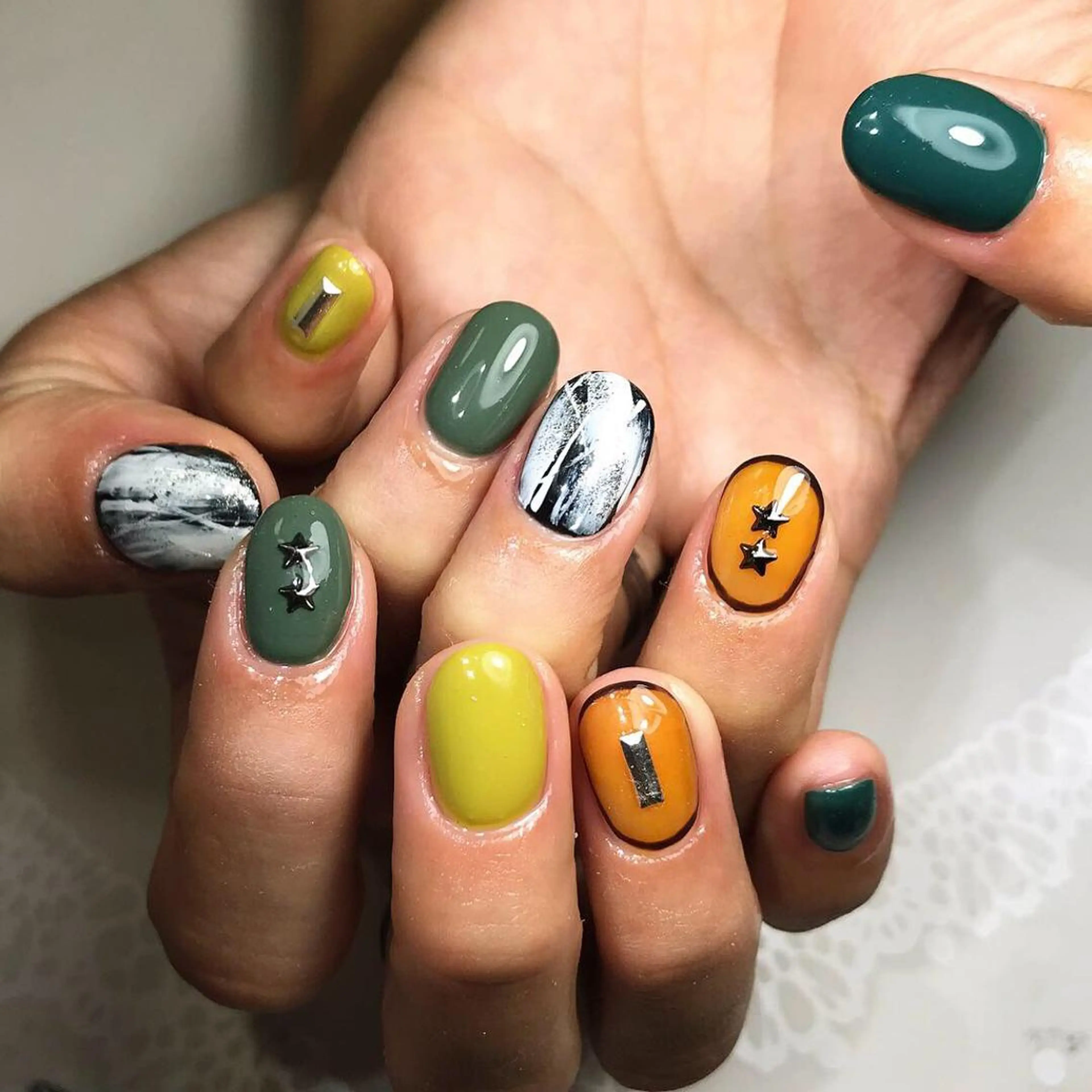 ネイル ニュアンスネイル ハンドネイル ハンドケア muu. maiのネイルデザイン