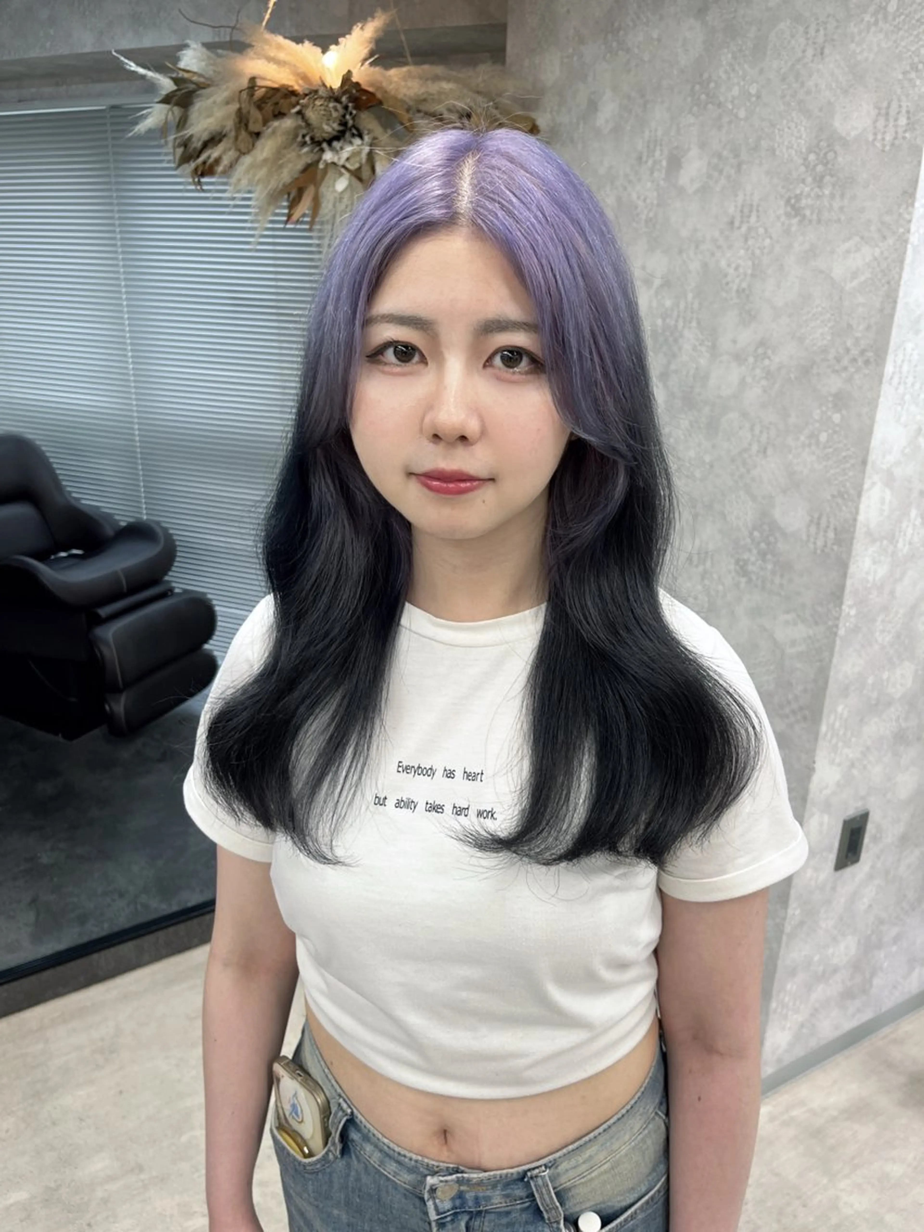 セミロング カラー 韓国レイヤーカット/ 儚げカラーチナツのヘアスタイル