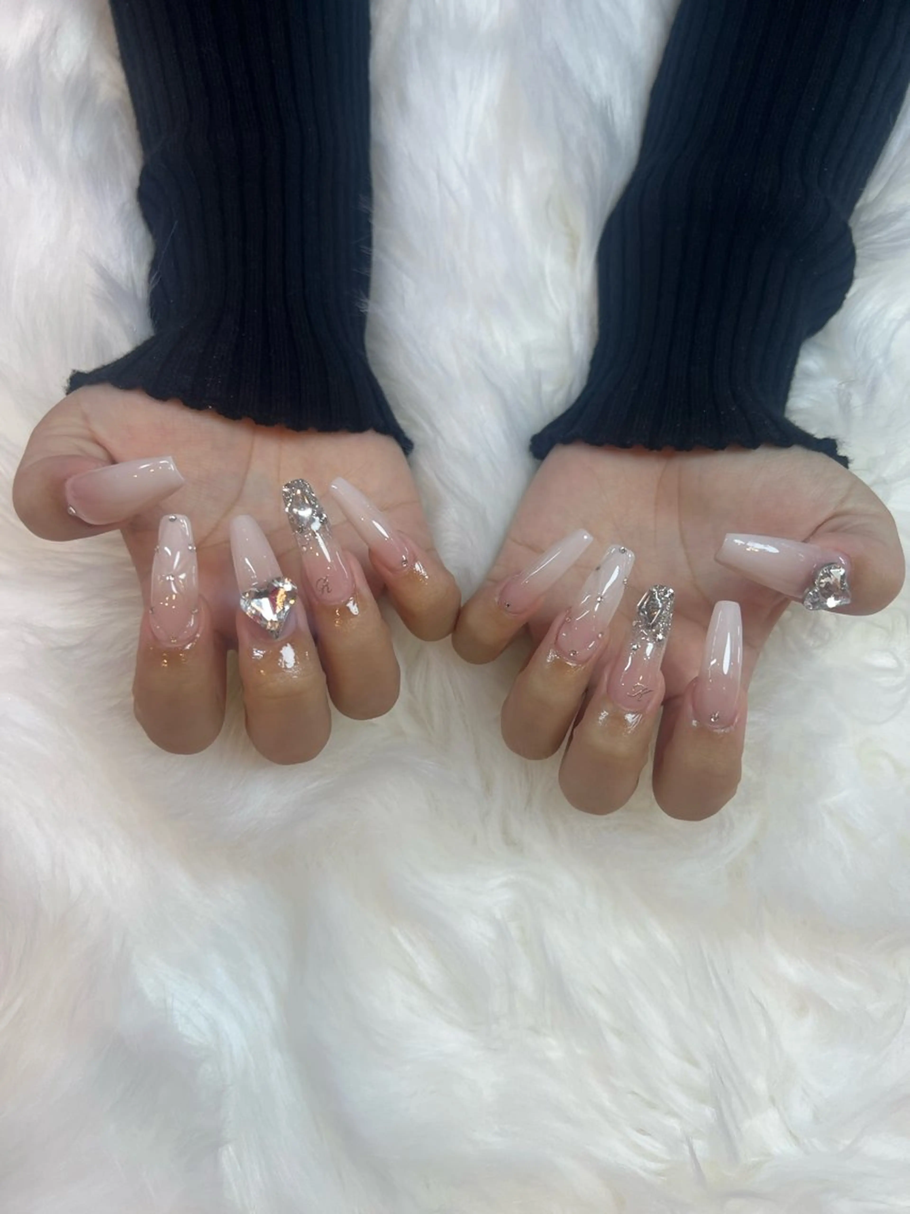 ネイル ハンドネイル ハンドケア RÊVIA所属・RÊVIA (レヴィア)のネイルデザイン