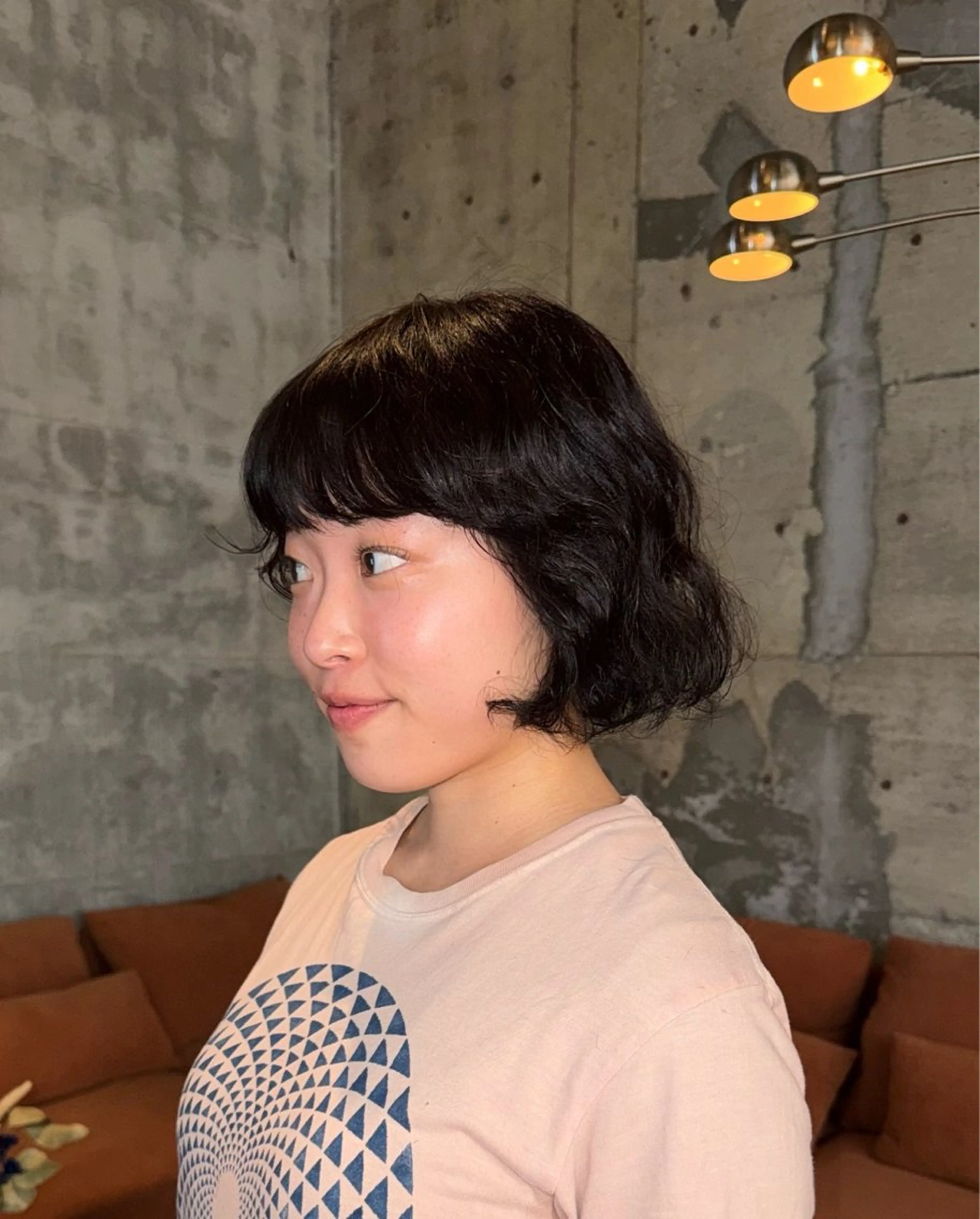 ミディアム 澁谷 咲映のヘアスタイル