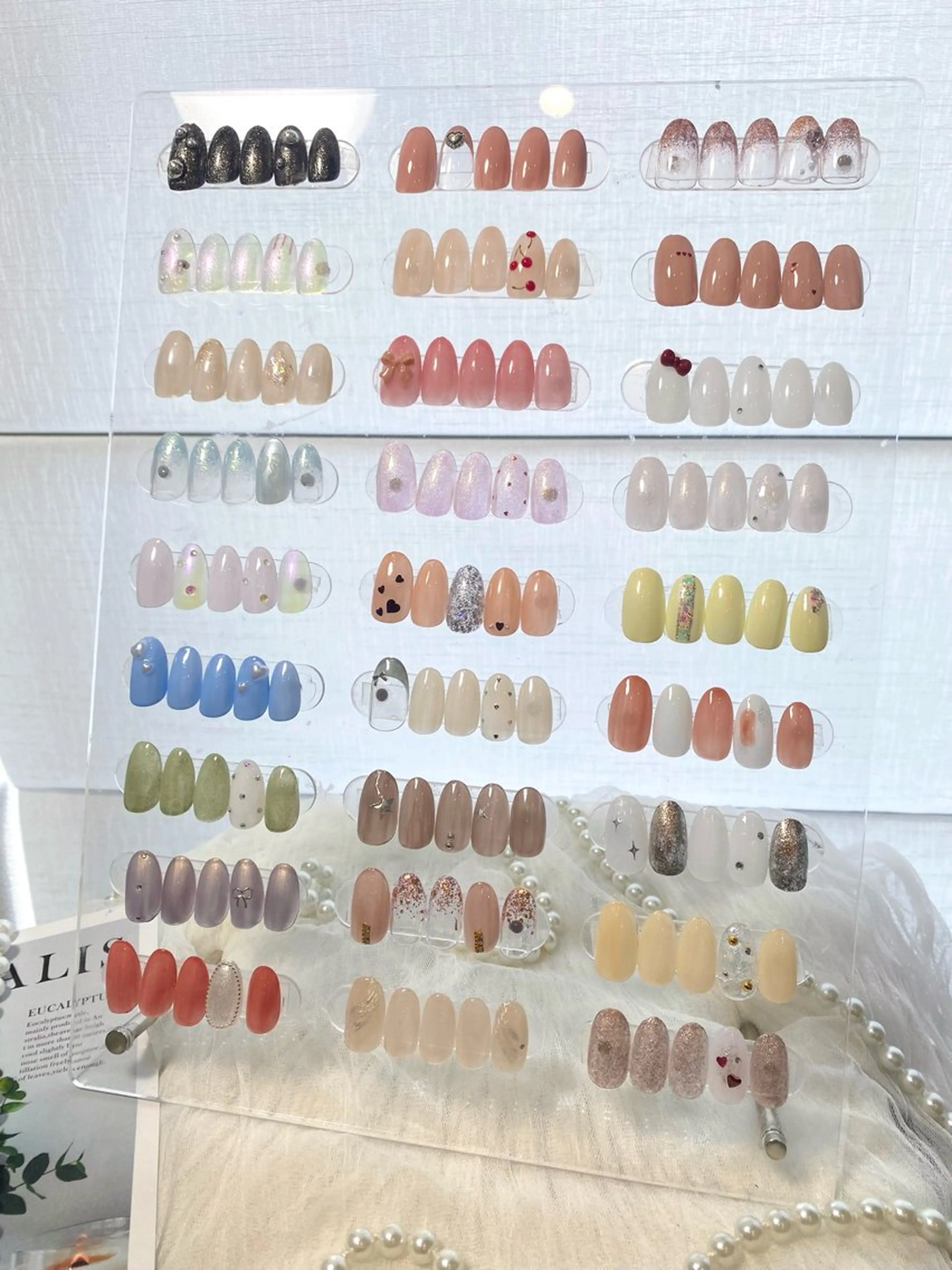 ネイル アートネイル フラッシュネイル フレンチネイル ガラスフレンチ グラデーション ハンドネイル M2 BEAUTY アユミのネイルデザイン