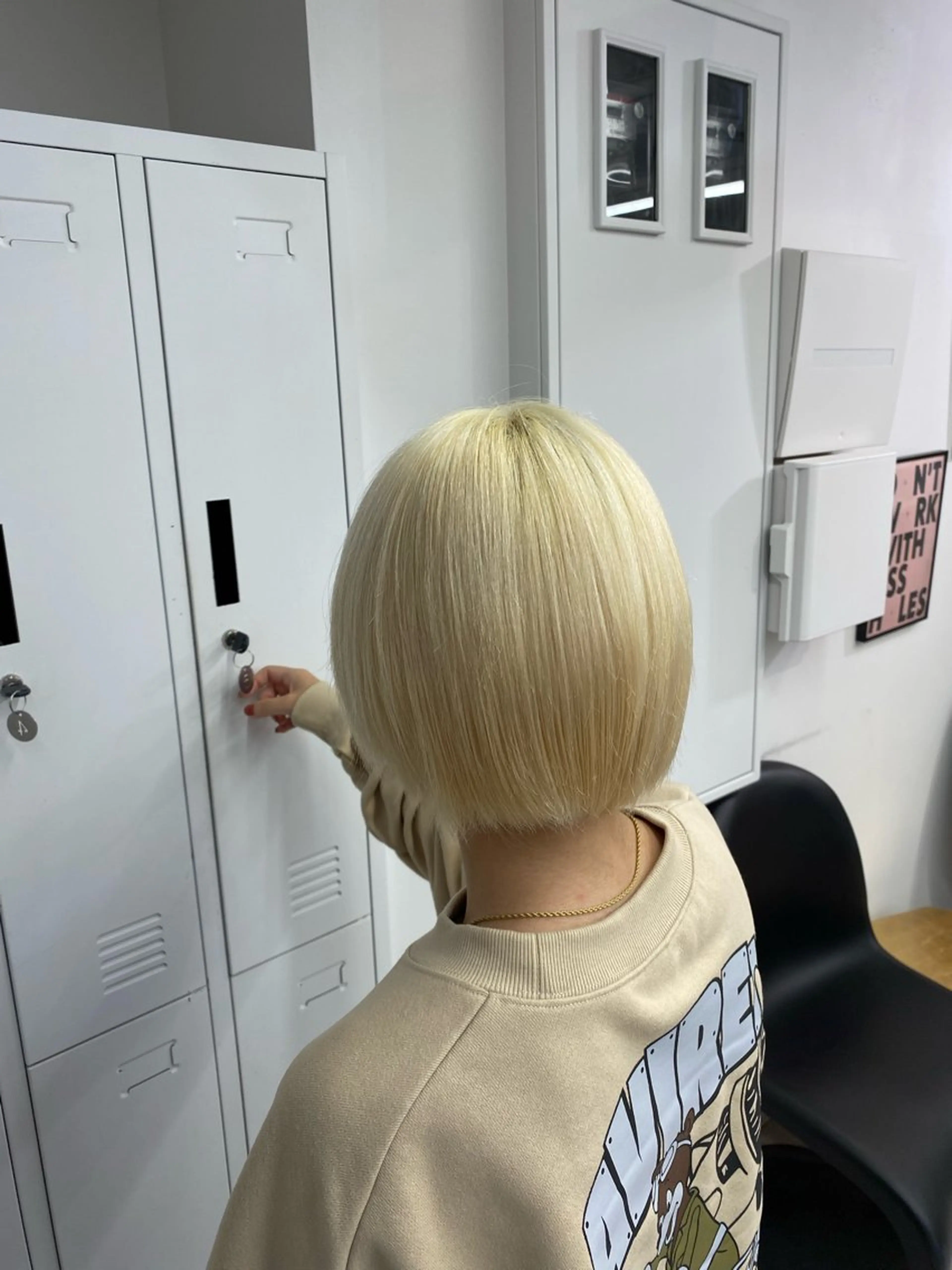 ショート カラー ベージュカラー ブロンド ダブルカラー ハイトーンカラー ピンクカラー カットモデル様無料 💎saaya💎のヘアスタイル