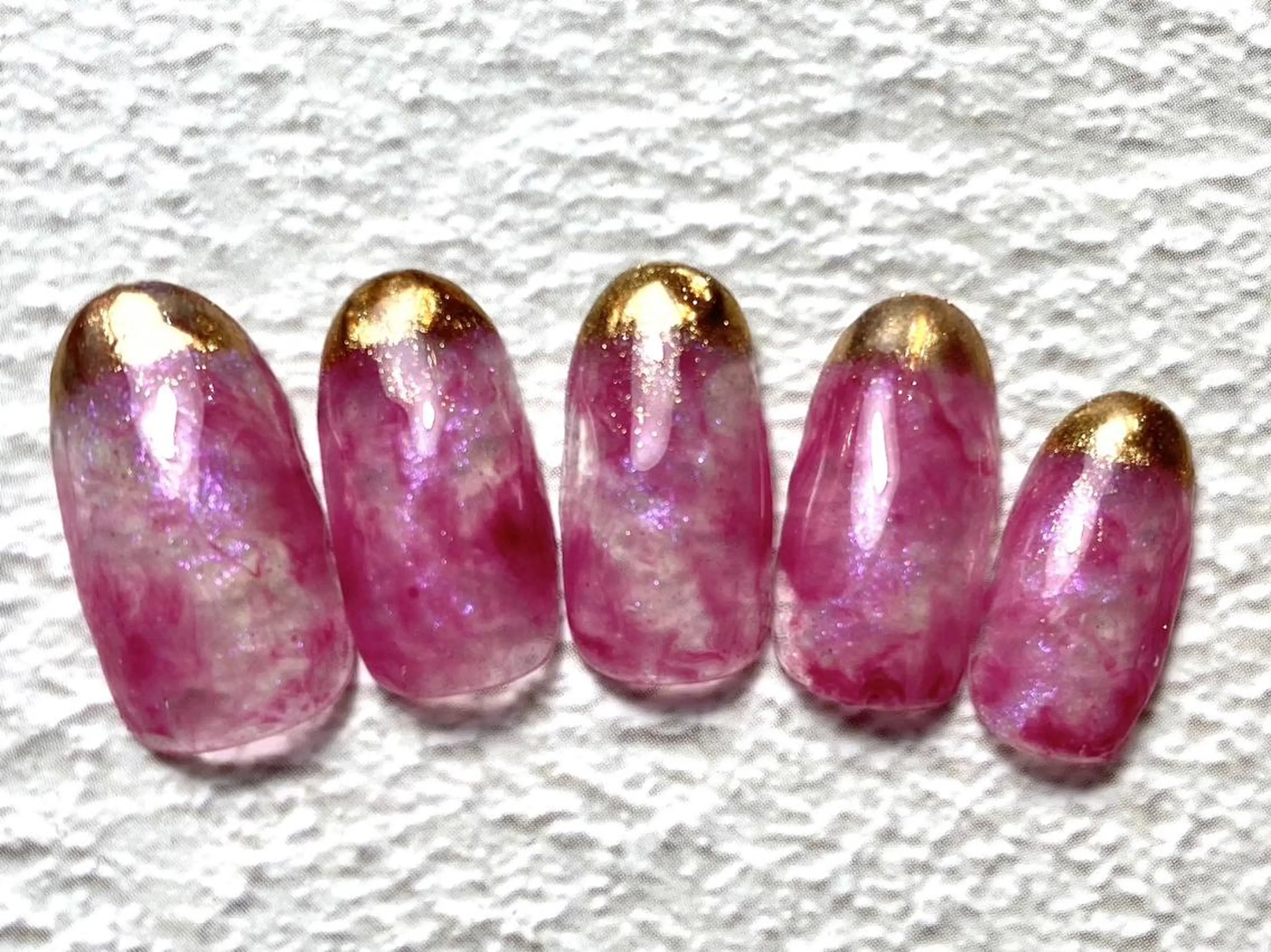 ネイル アートネイル ニュアンスネイル ツイードネイル 冬ネイル クリスマス ハンドネイル Nailist Honamiのネイルデザイン