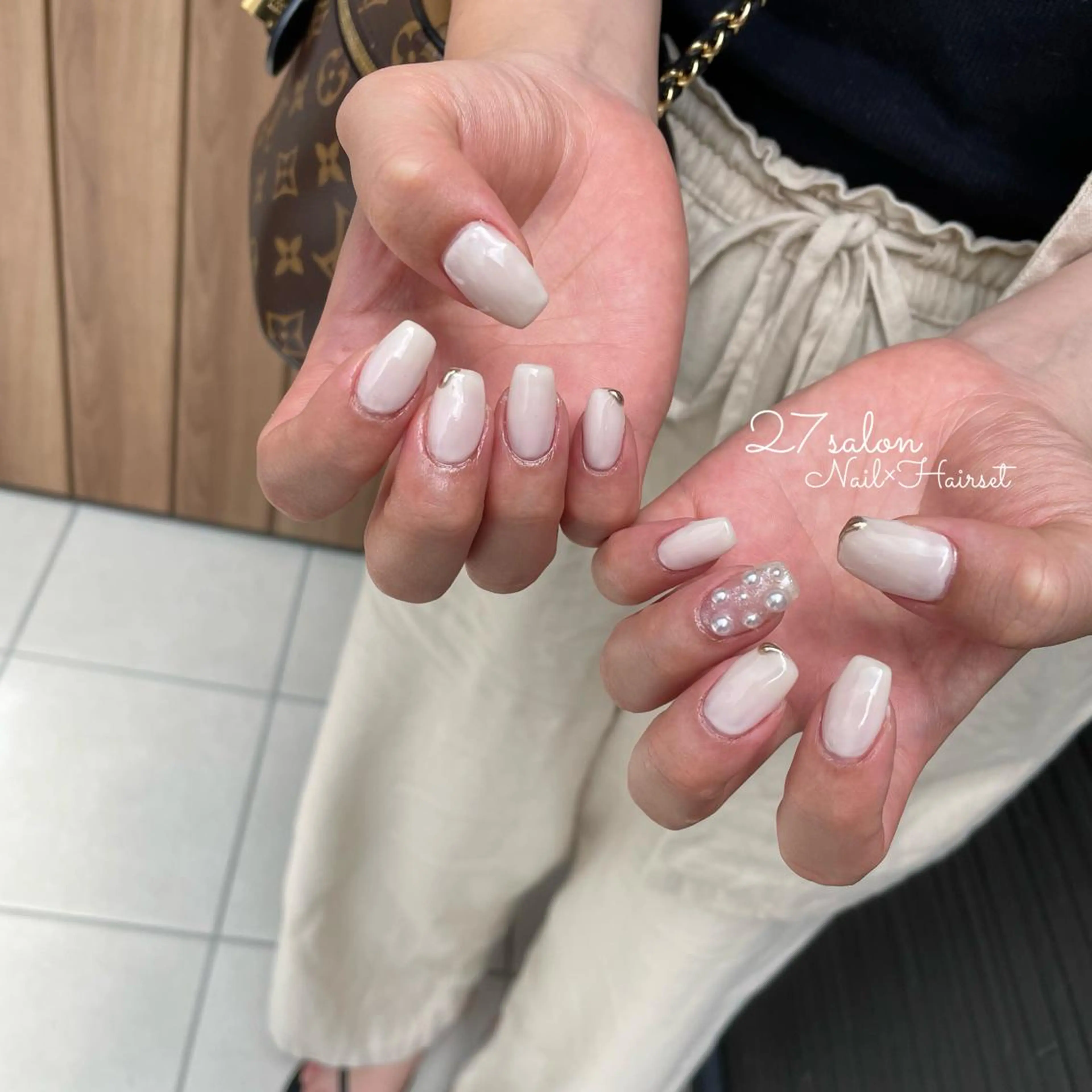 ネイル ニュアンスネイル ホワイト 27salon yuinaのネイルデザイン