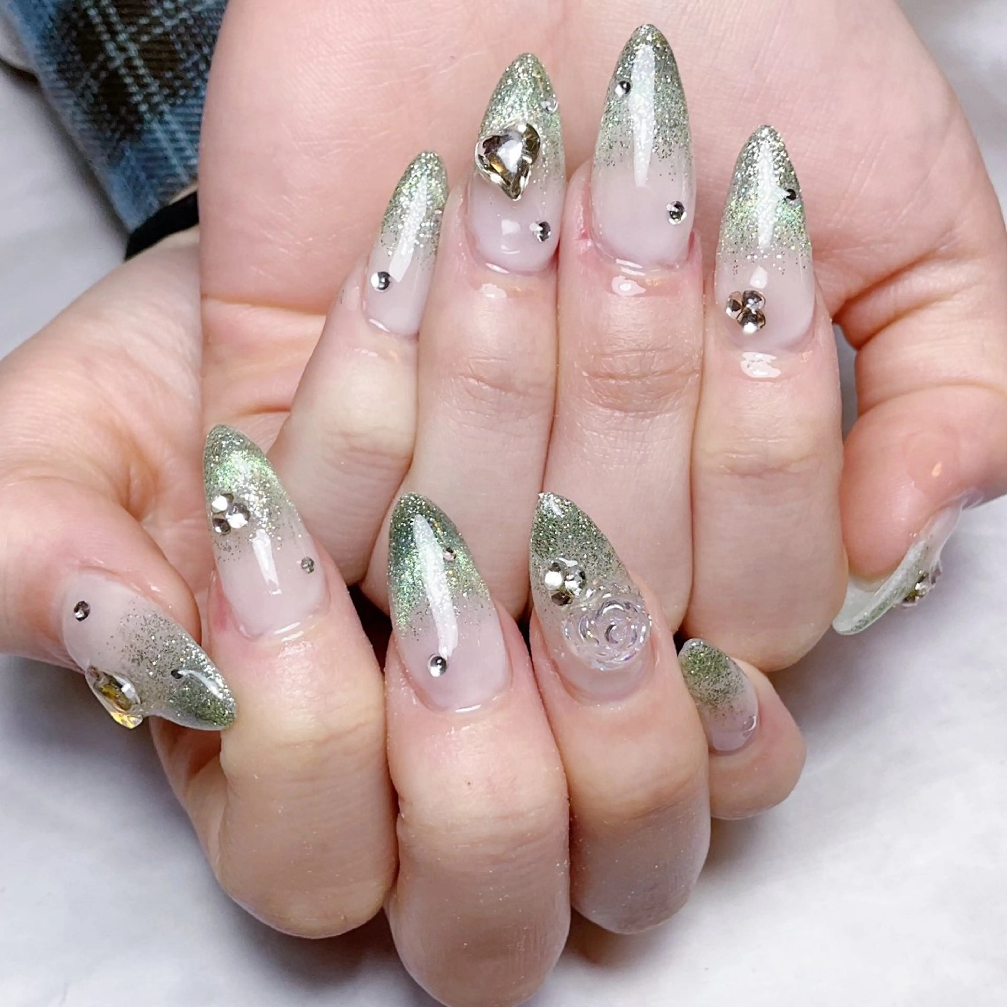 ネイル ハンドネイル 🌈Yun nail hyejin💋のネイルデザイン