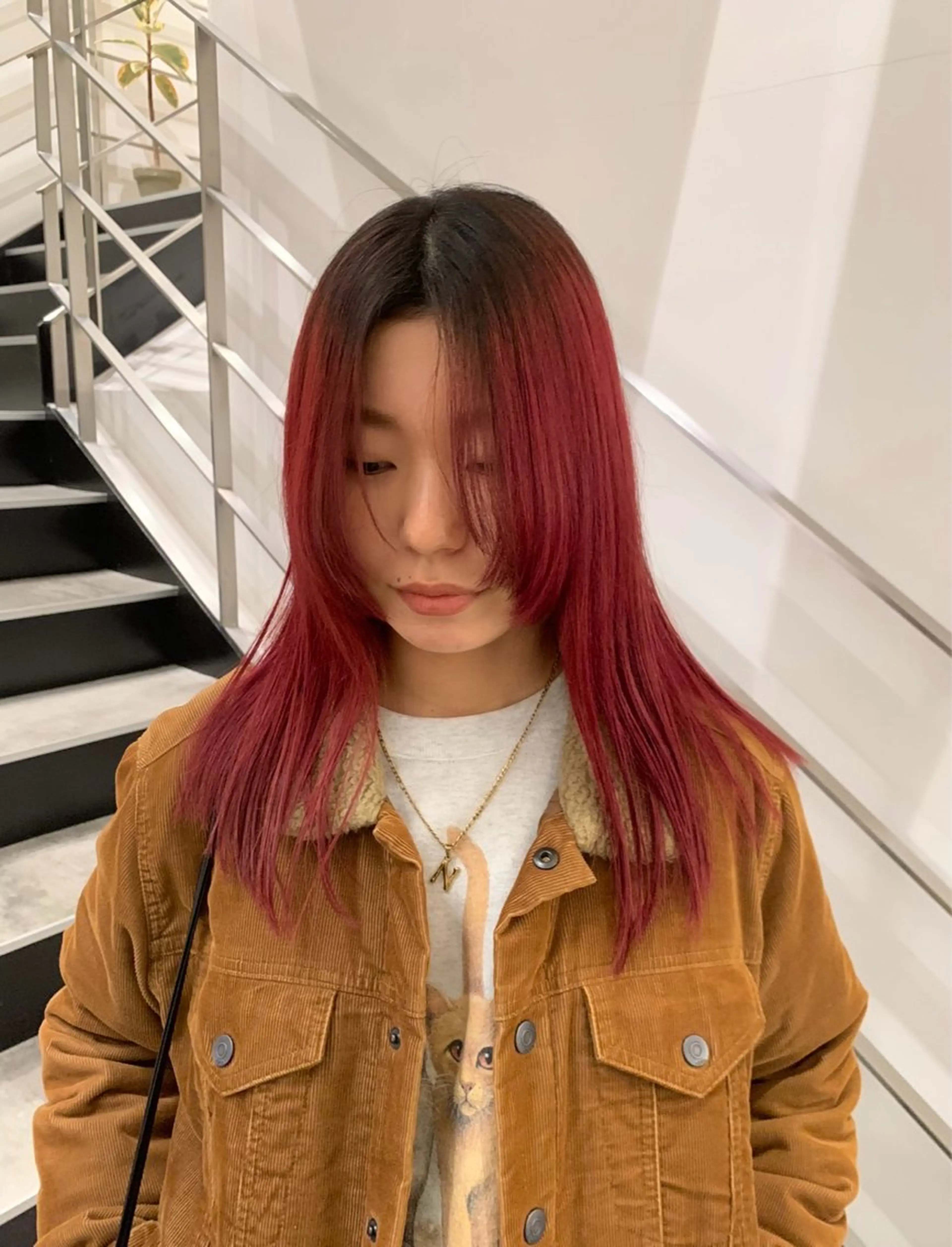 セミロング カット ヘアカラー トリートメント miu （ミユ）のヘアスタイル