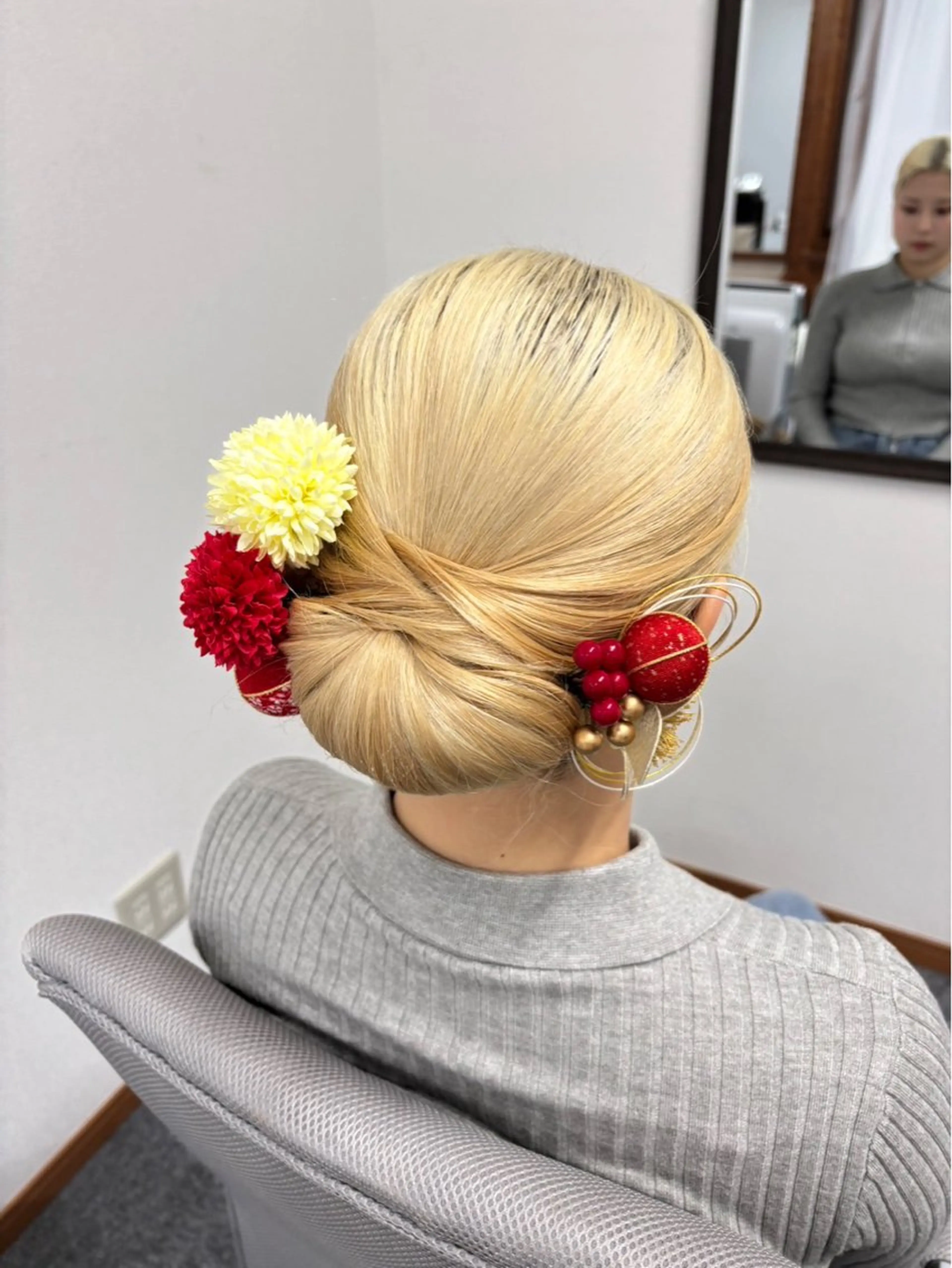 ヘアアレンジ 髪の家 tikiのヘアスタイル