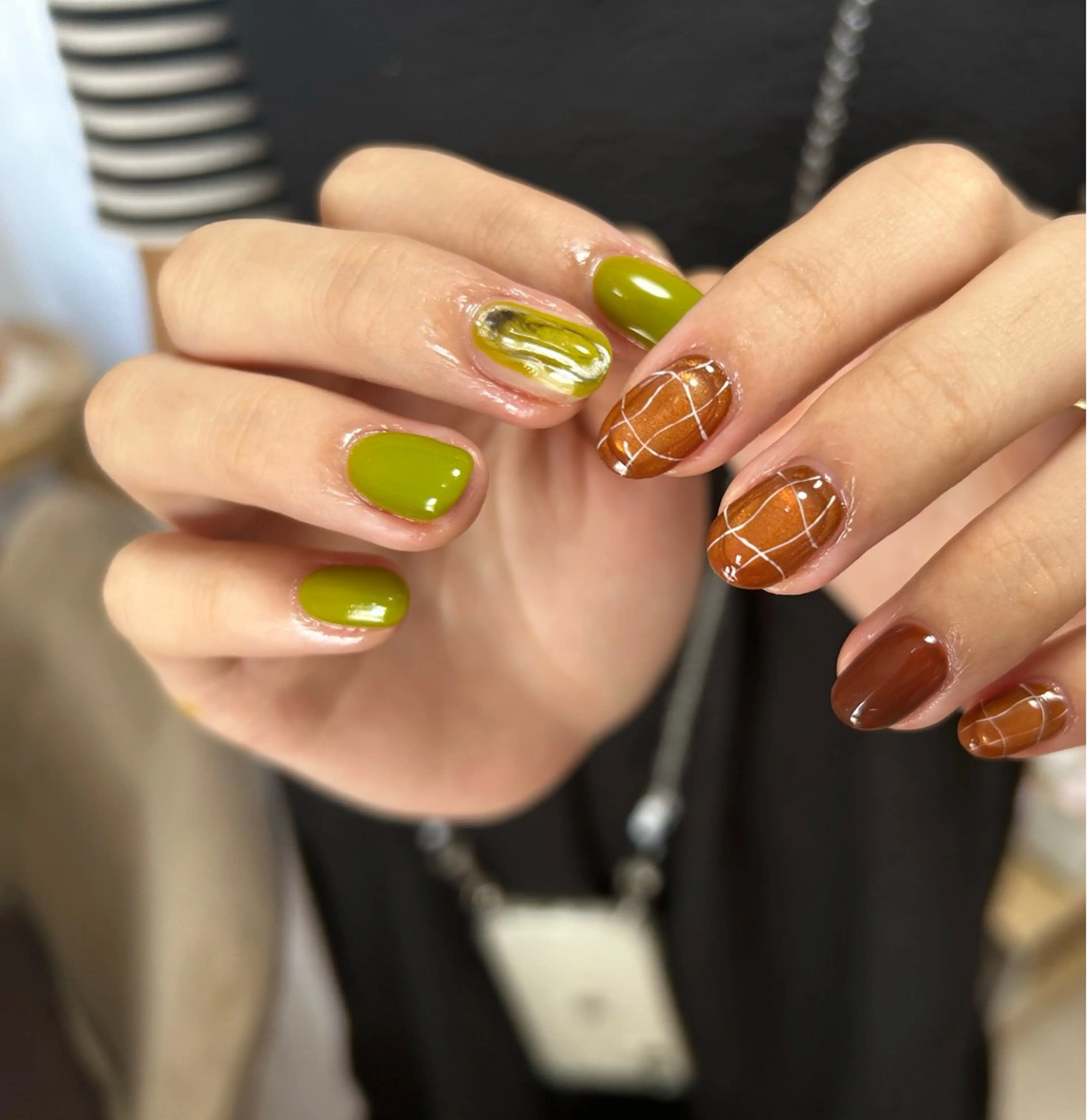 ネイル ブラウン ピスタチオネイル mocha nailのネイルデザイン