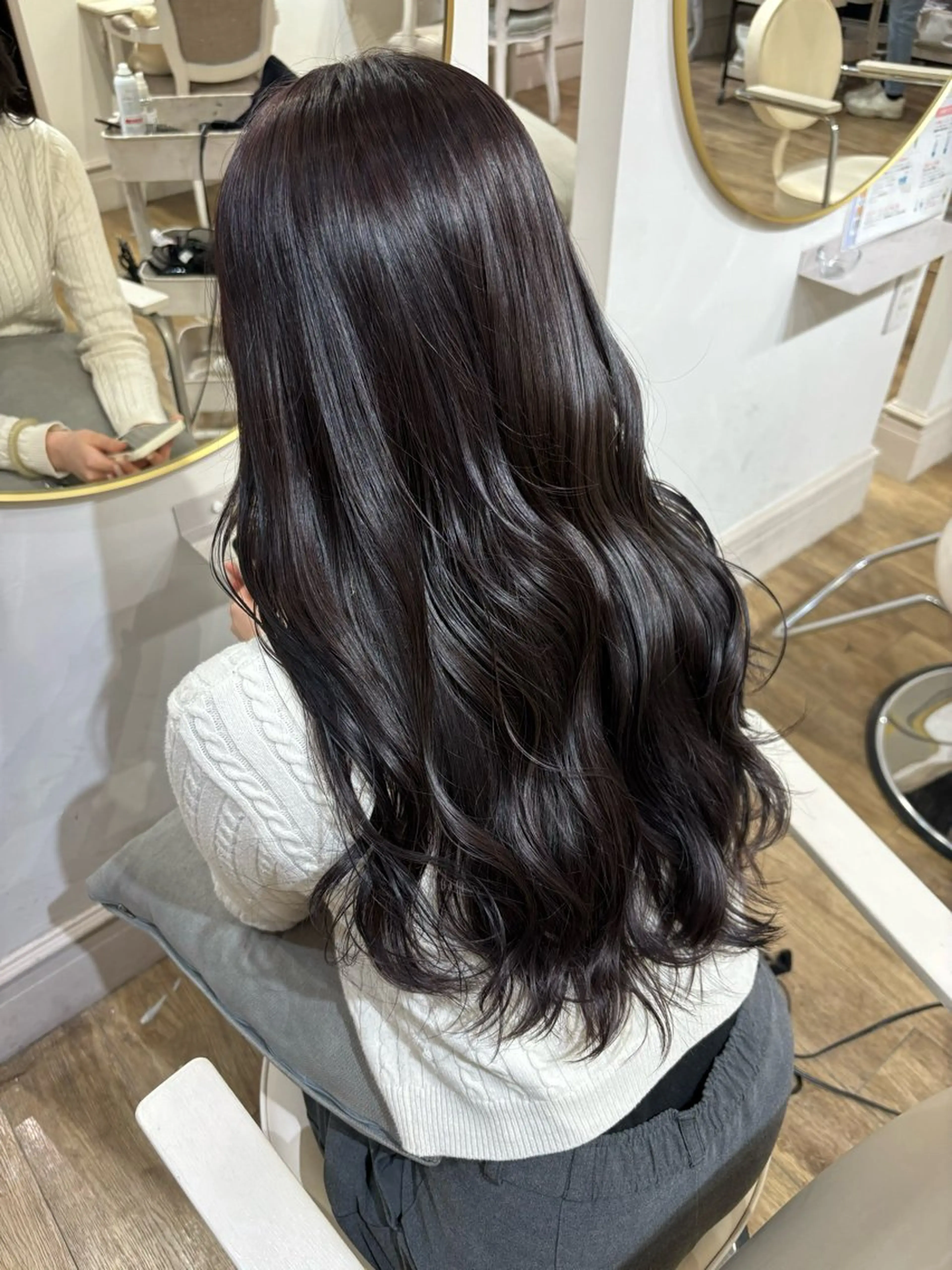 ロング カラー ベージュカラー ブリーチ ブラウンカラー ハイトーンカラー イルミナカラー ヘアカラー トリートメント Risa🐈‍⬛/ グレージュ/透明感のヘアスタイル