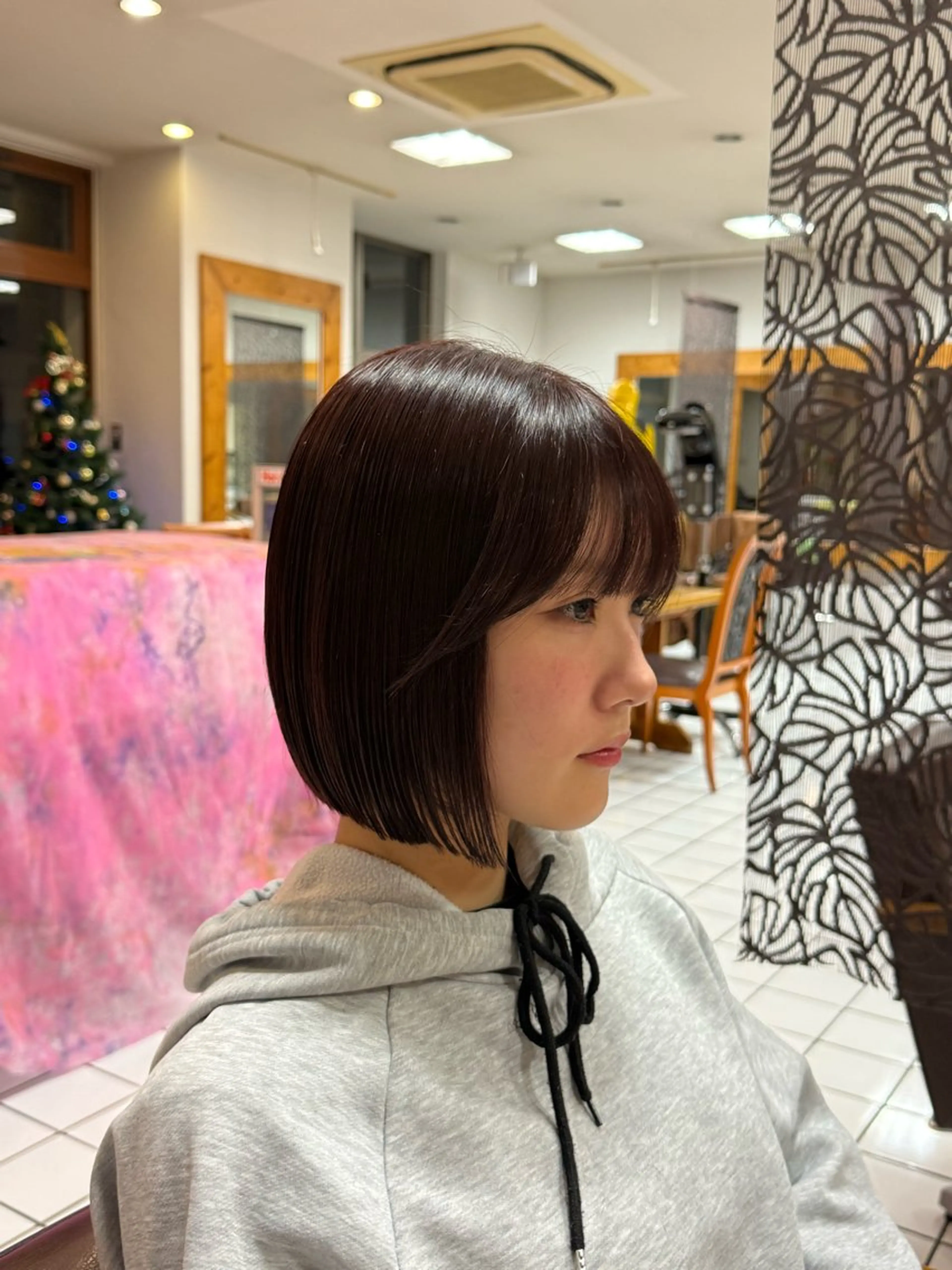 ショート ボブ 顔周りカット 池田 菜々美のヘアスタイル