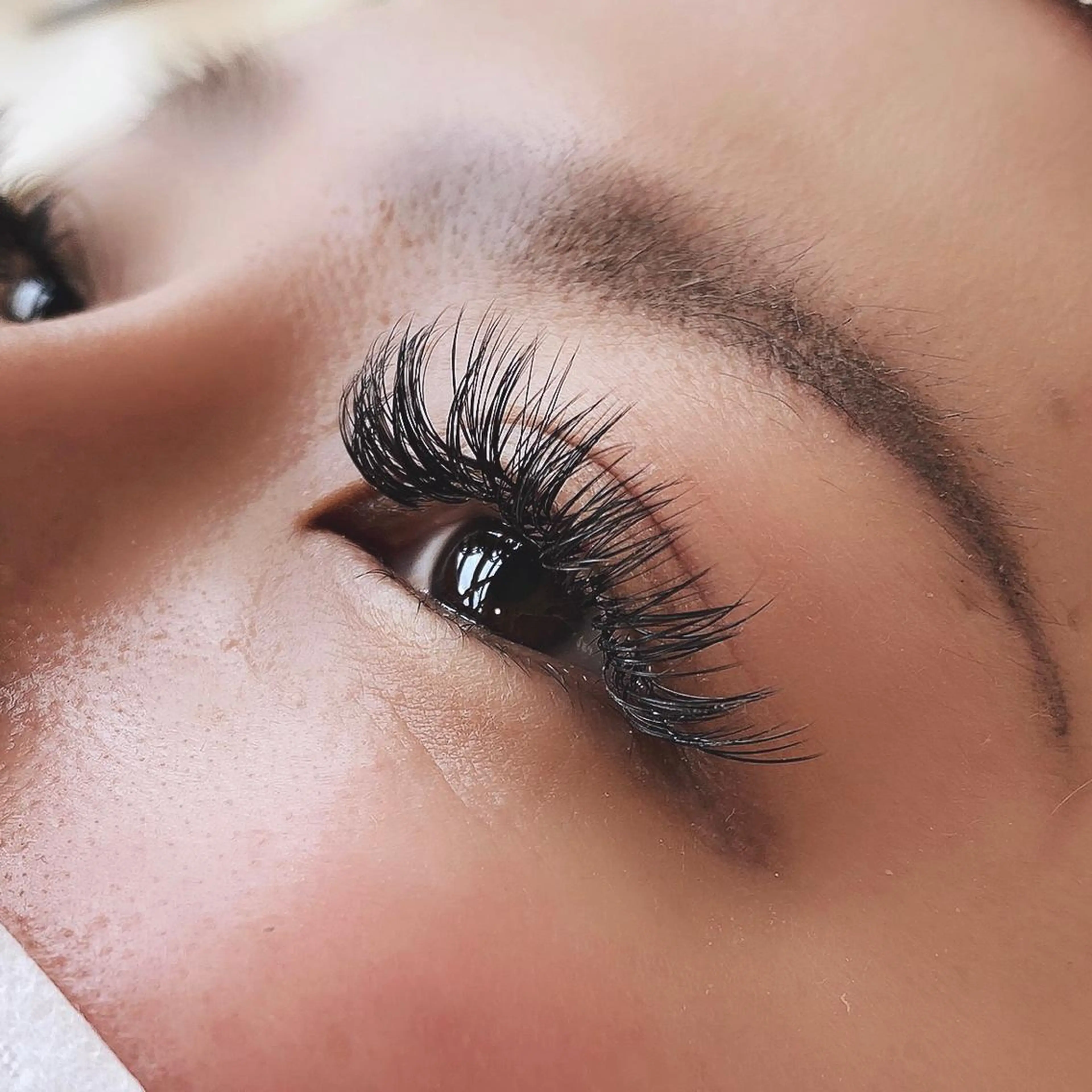ご新規様限定🤍フラットラッシュつけ放題(200本以内)＊オフ込み＊所要時間100分の写真