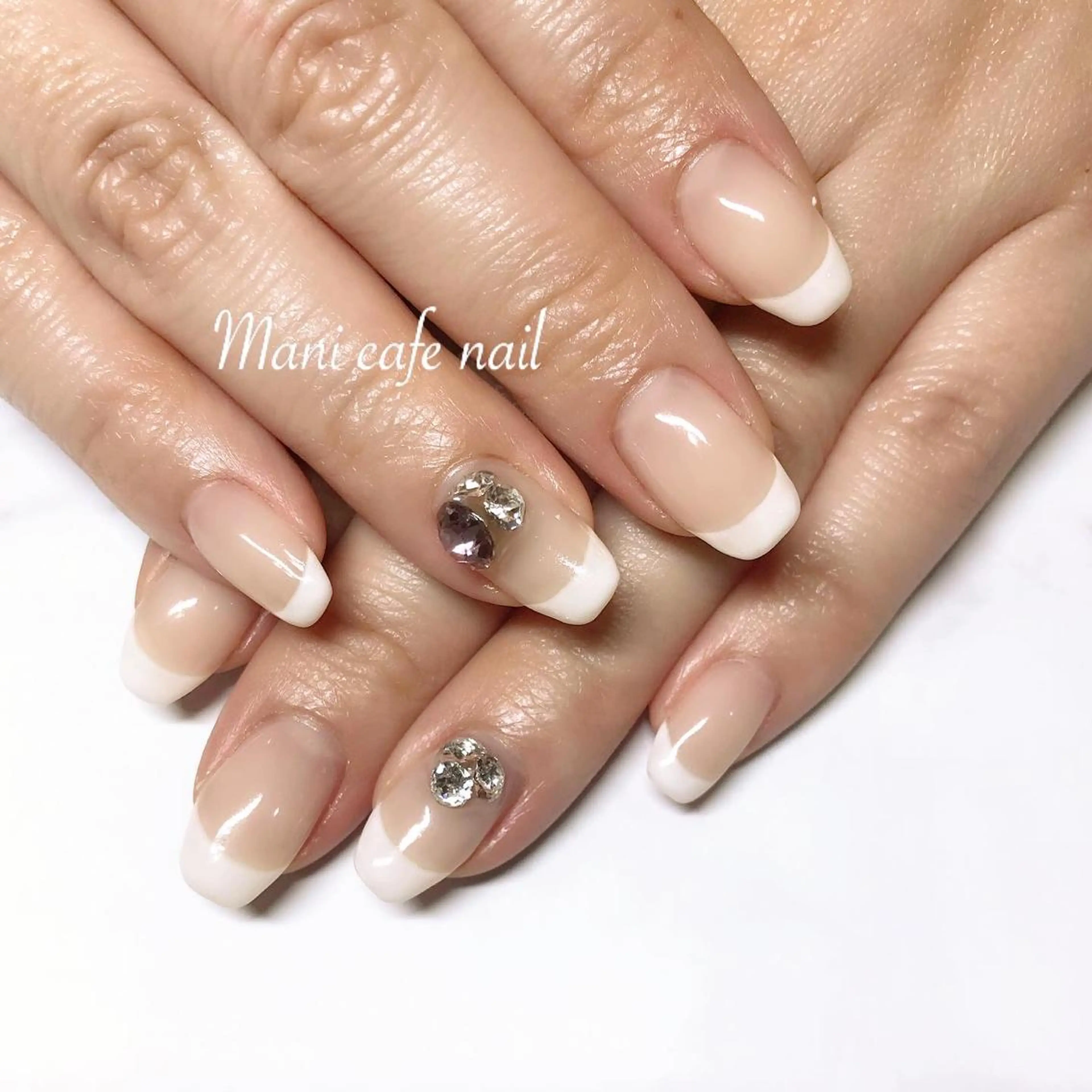 ネイル フレンチネイル ラメ(グリッター) ハンドネイル Mani cafe nailのネイルデザイン