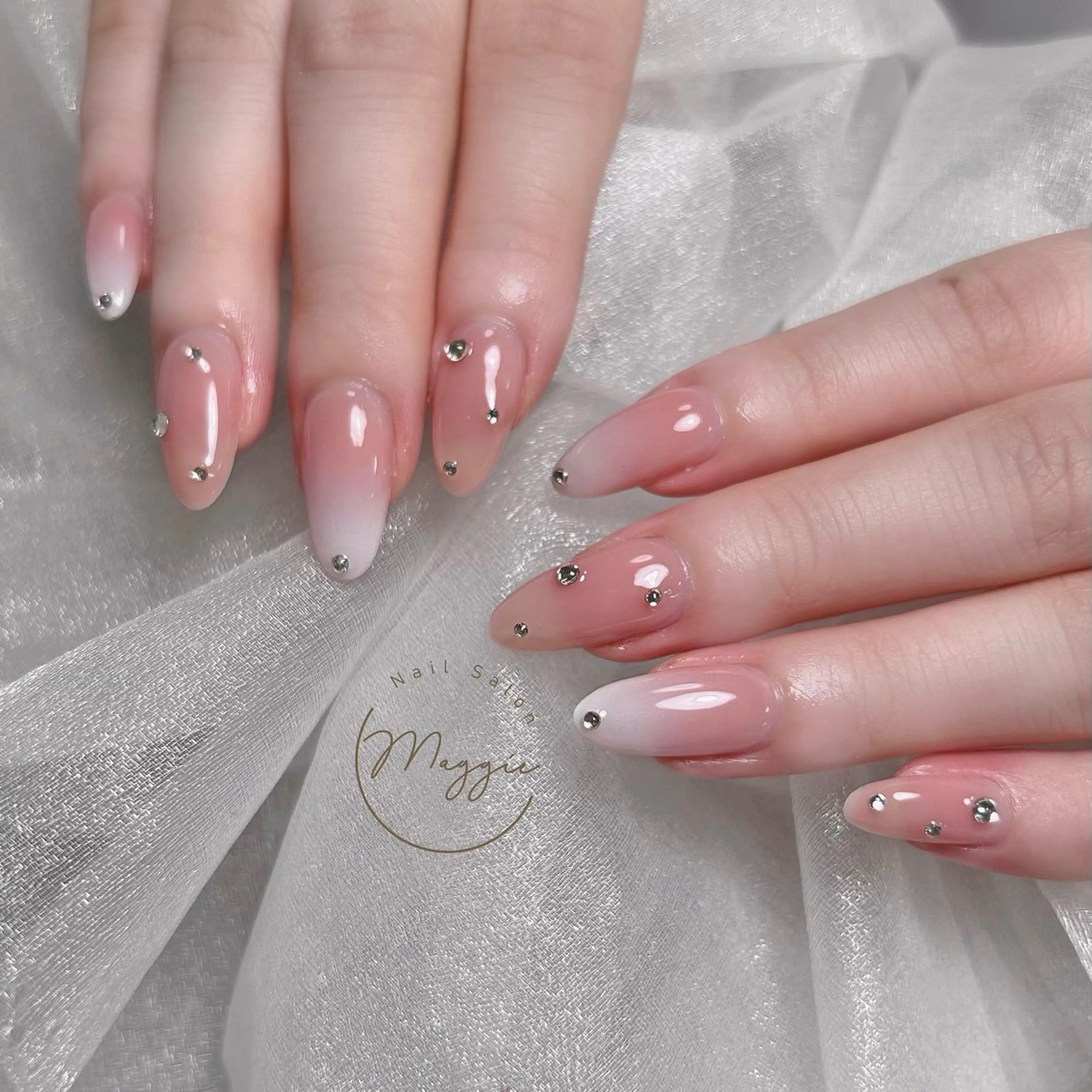 ネイル Maggie Nail🦩のネイルデザイン