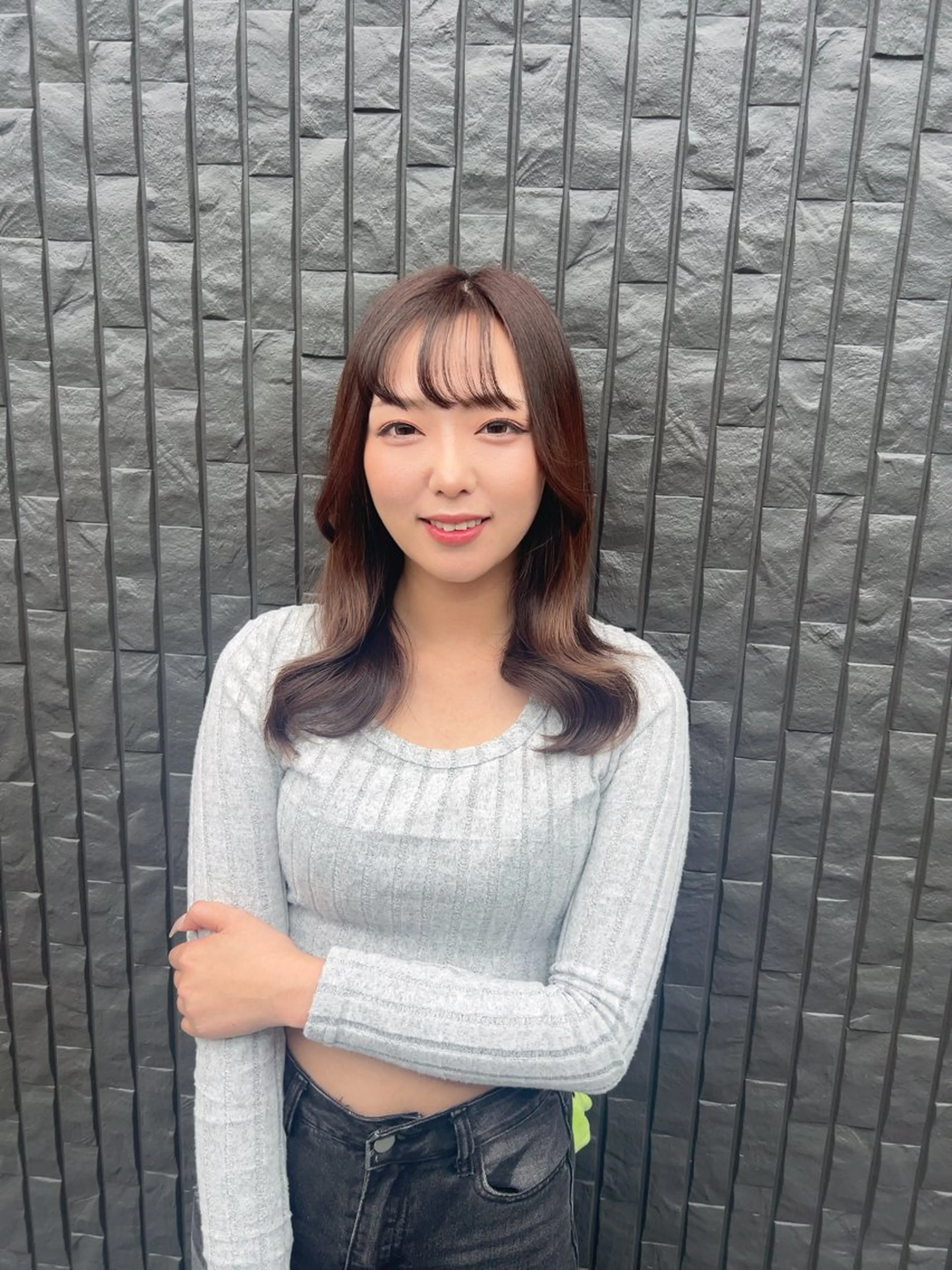 ミディアム ヘアアレンジ エクステ・セット 専門店Sleekのヘアスタイル