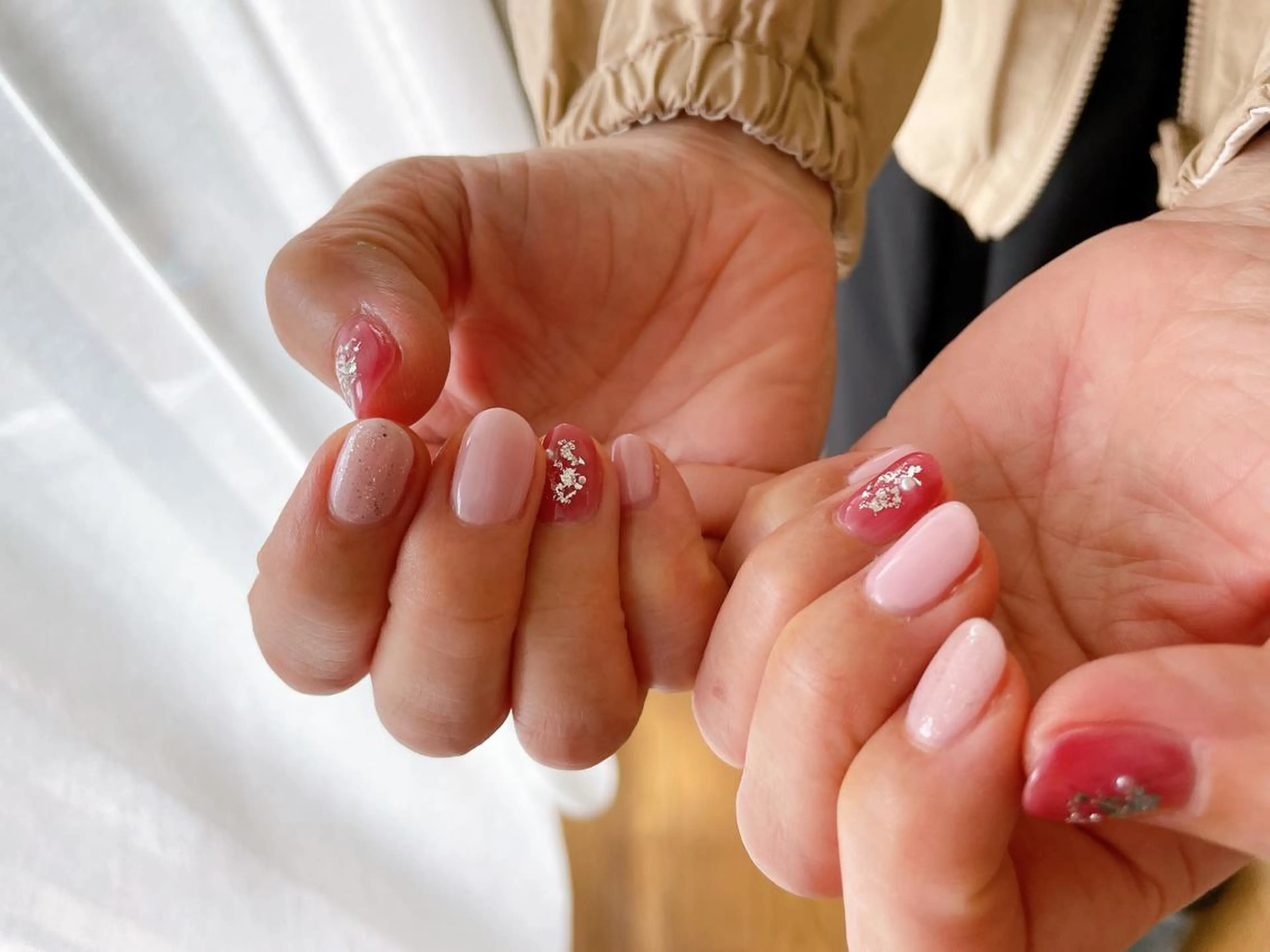 ネイル オーロラネイル フラワーネイル フットネイル フレンチネイル ジェルネイル mogunail &blowのネイルデザイン