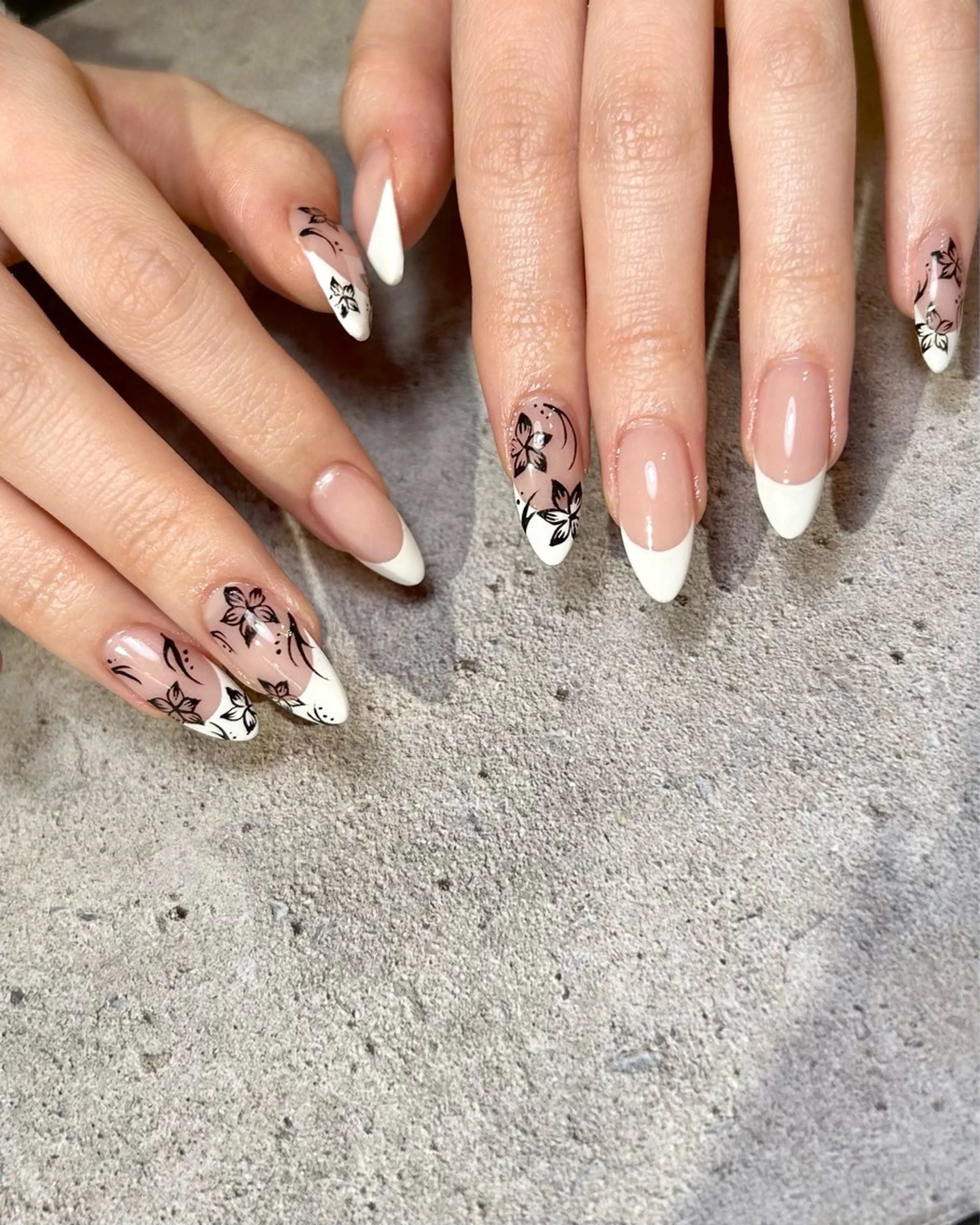 ネイル アートネイル フレンチネイル 持ち込み ハンドネイル Reflection marikoのネイルデザイン