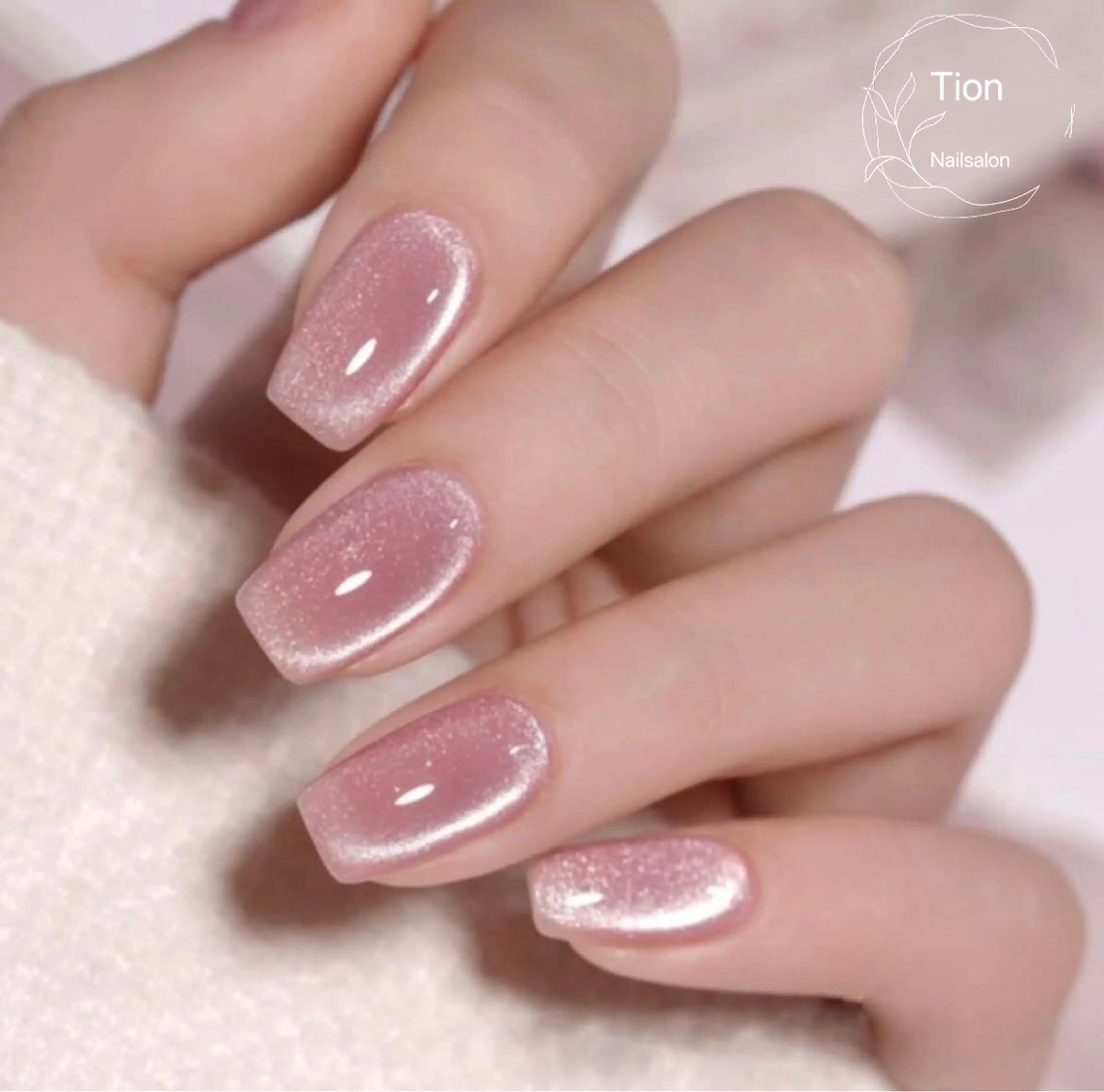 ネイル チークネイル 長さ出し フットネイル フレンチネイル ジェルネイル Nailsalon Tion 横浜西口店のネイルデザイン