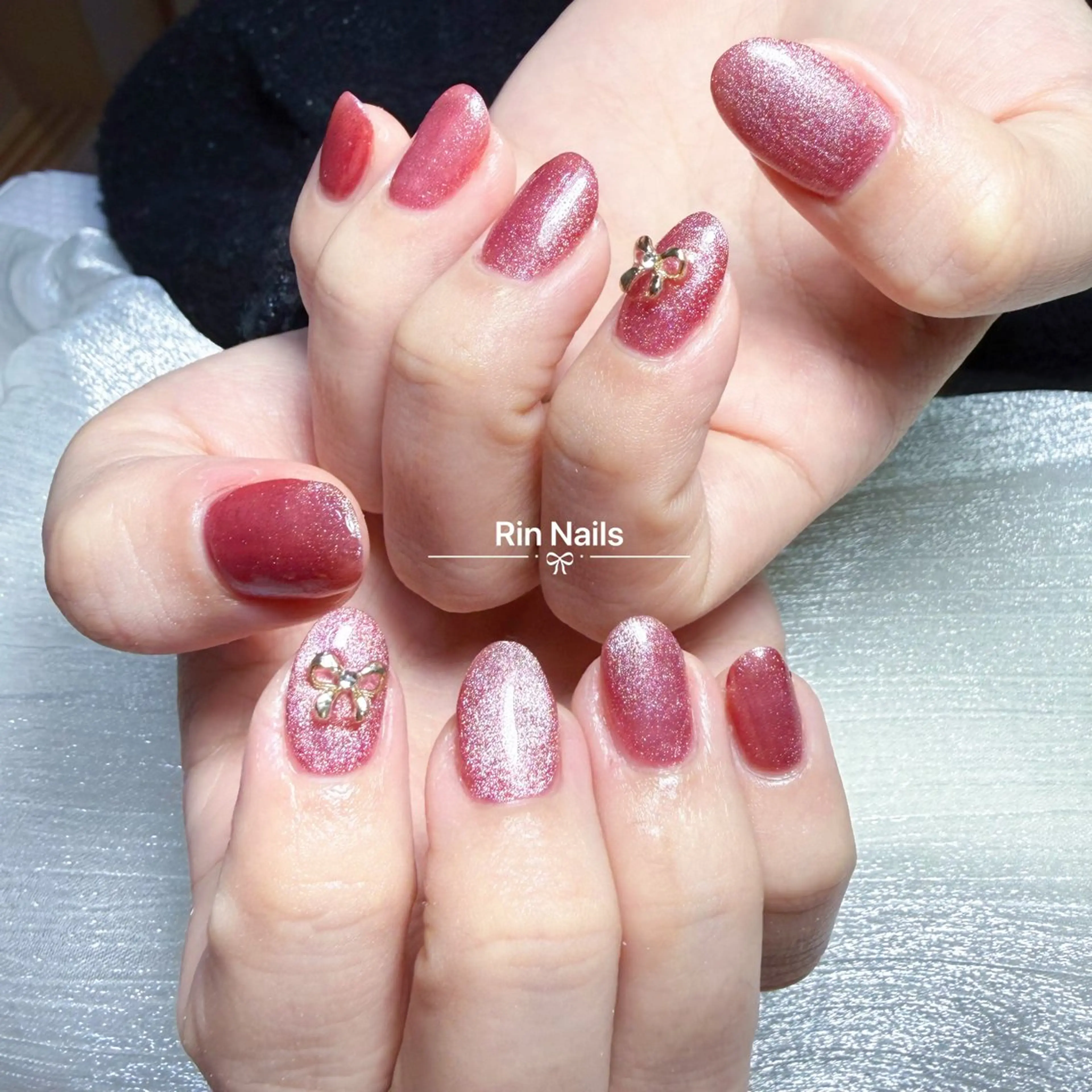 ネイル オーロラネイル ブルー チークネイル フレンチネイル グラデーション RIN NAILS ᥫ᭡Migusaのネイルデザイン