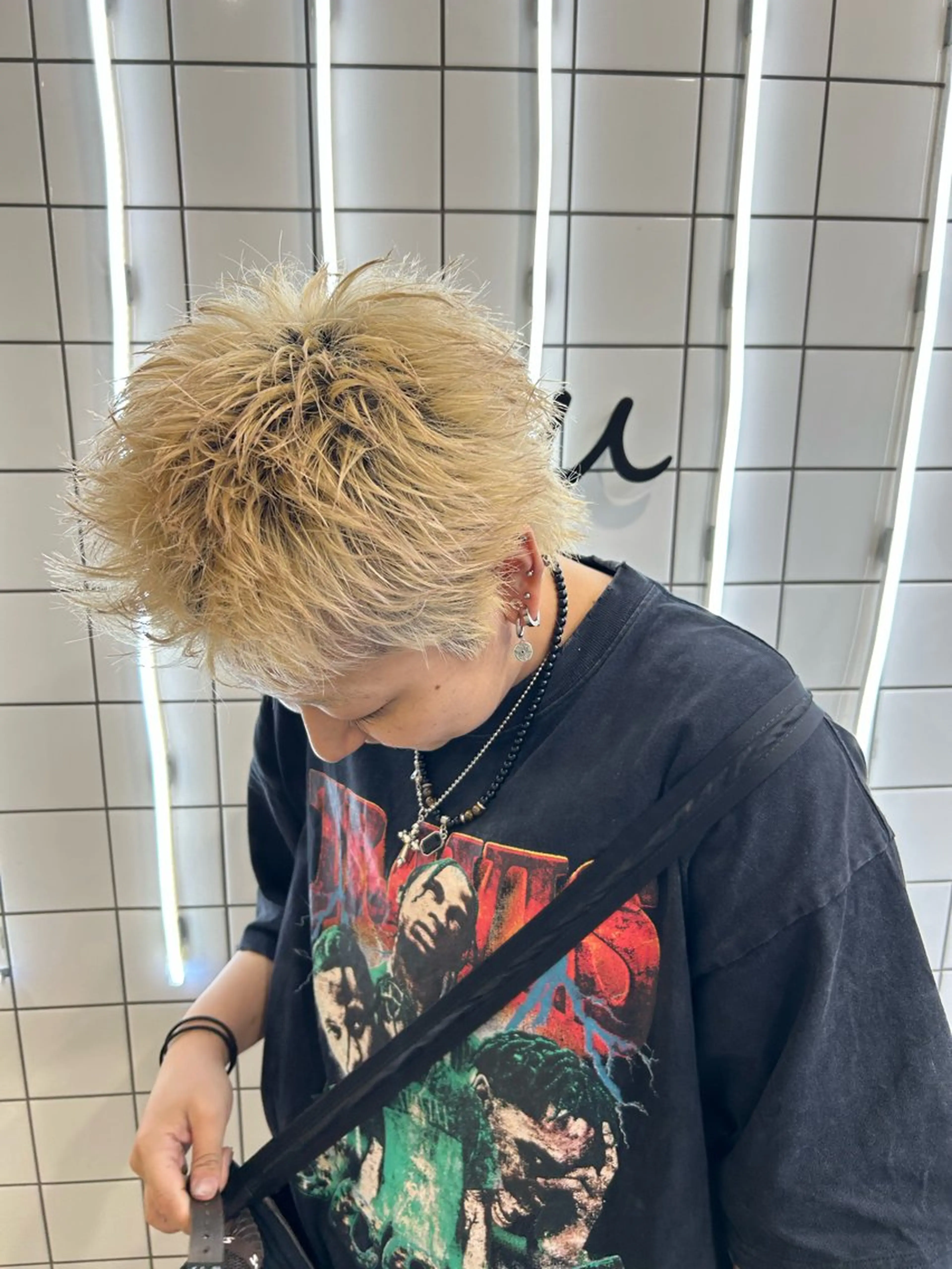 ショート ヘアカラー トリートメント himari💜 ハイトーンカラーのヘアスタイル