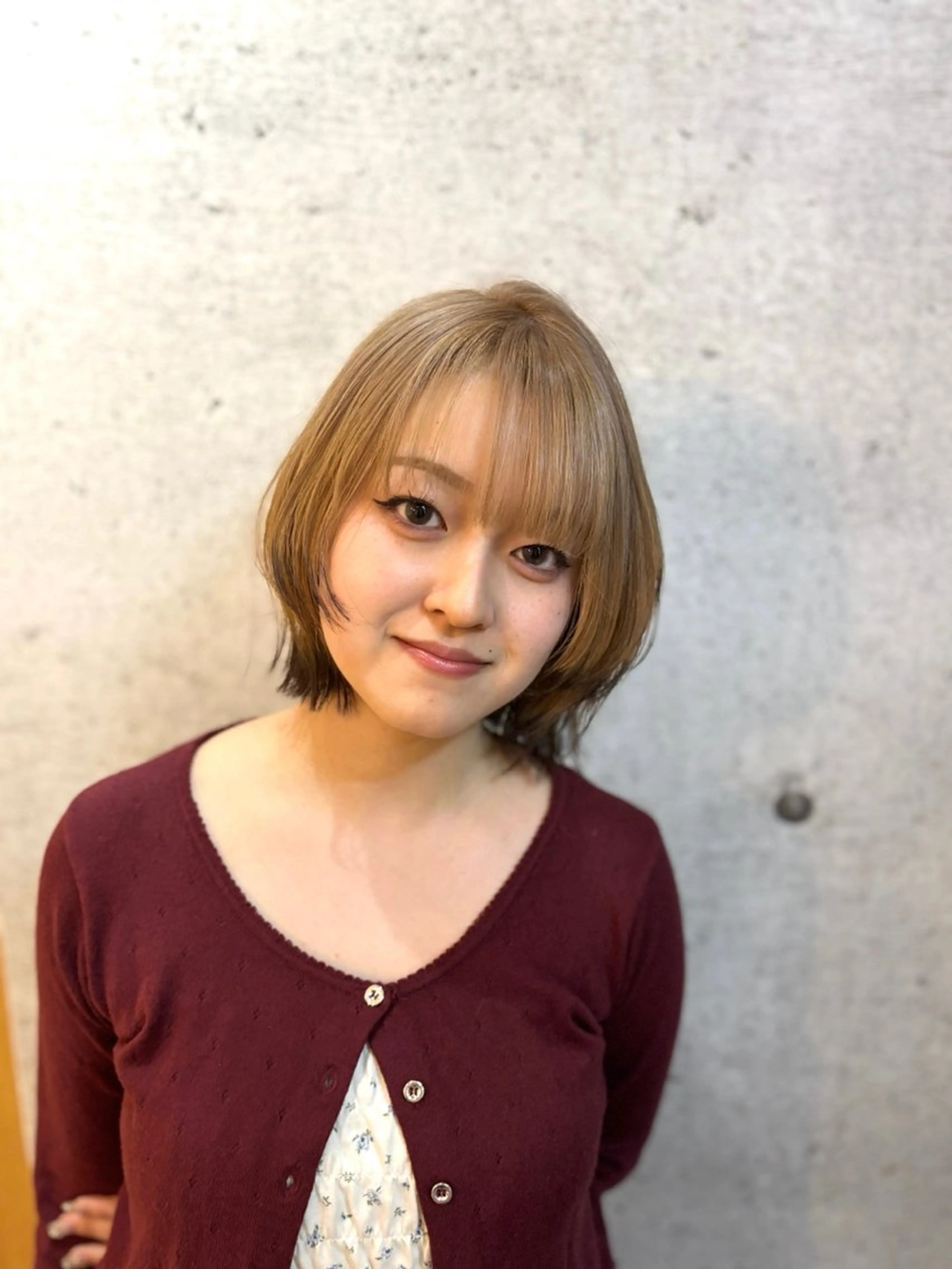 ショート カラー Rio/ベージュ/ レイヤーカットのヘアスタイル