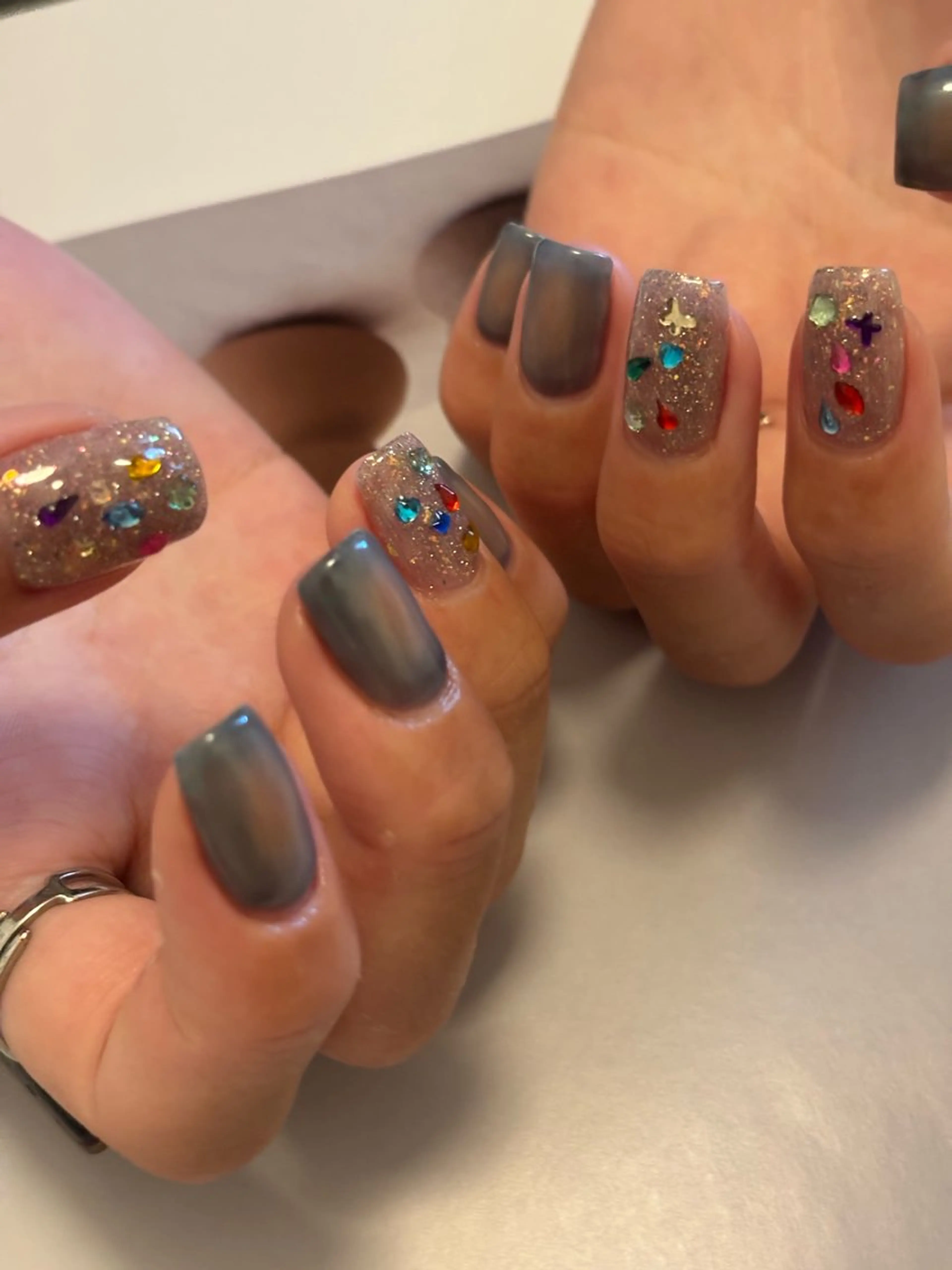 ネイル アートネイル オーロラネイル フットネイル ジェルネイル グラデーション fil nailのネイルデザイン