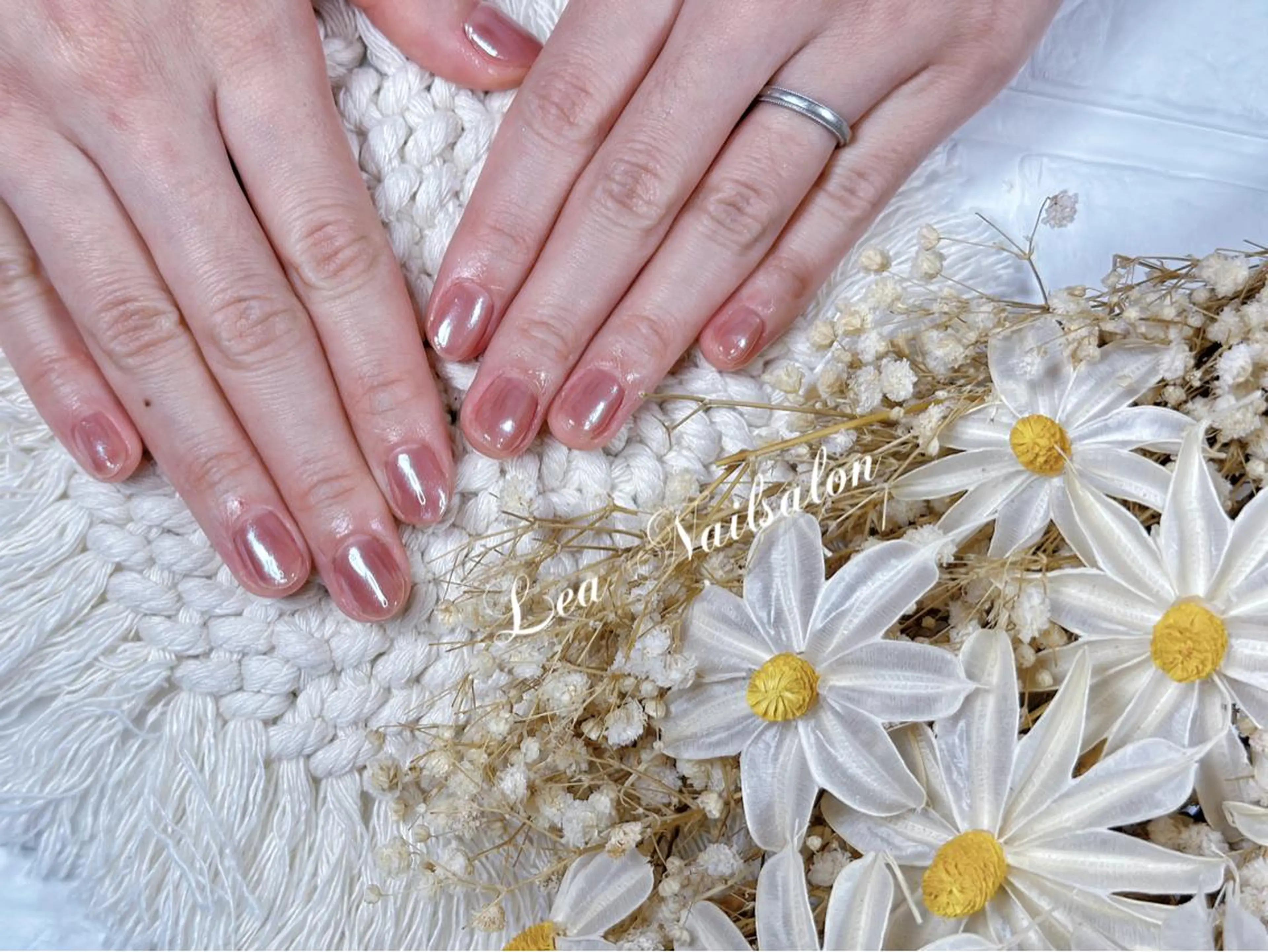 ショート カラー ネイル Le’a NailSalonのネイルデザイン