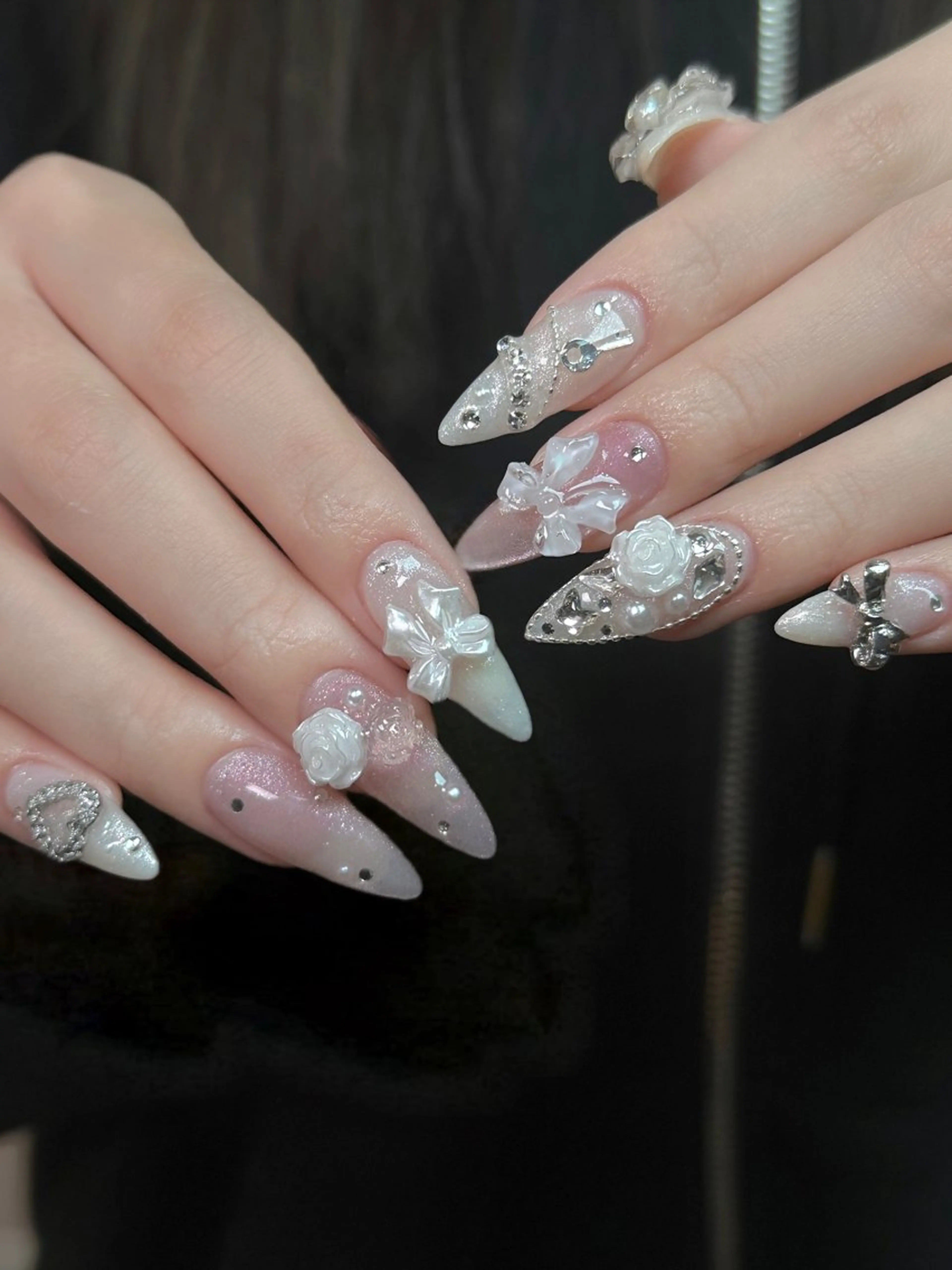 ネイル ハンドネイル Dark honey スカルプ専門原宿店のネイルデザイン