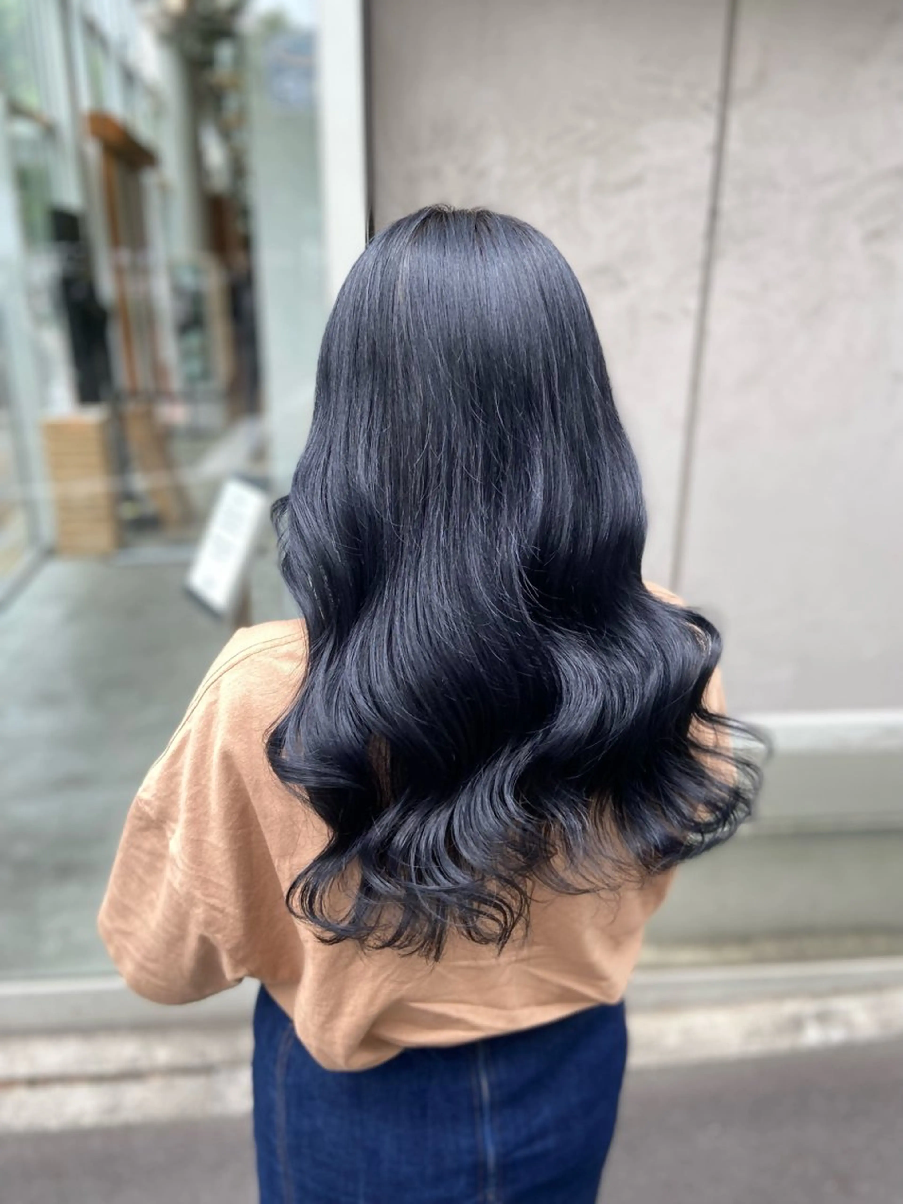 ロング カラー モテ髪ハイトーン🫧 serina🎀池袋のヘアスタイル