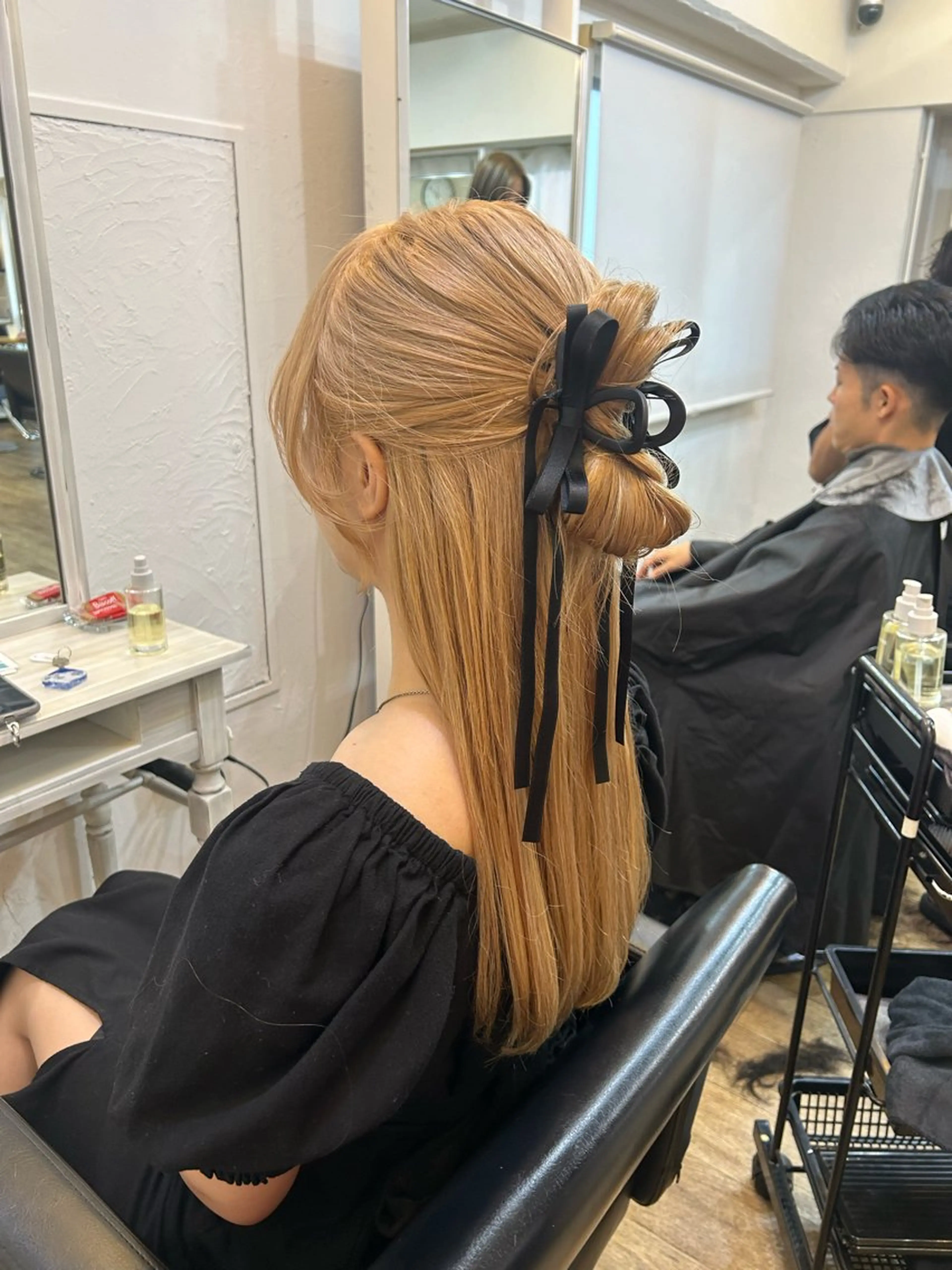 セミロング ボブ くびれヘア 顔周りカット 韓国風ヘア レイヤーカット ブリーチなしベージュ /ヘアセット/ミユのヘアスタイル