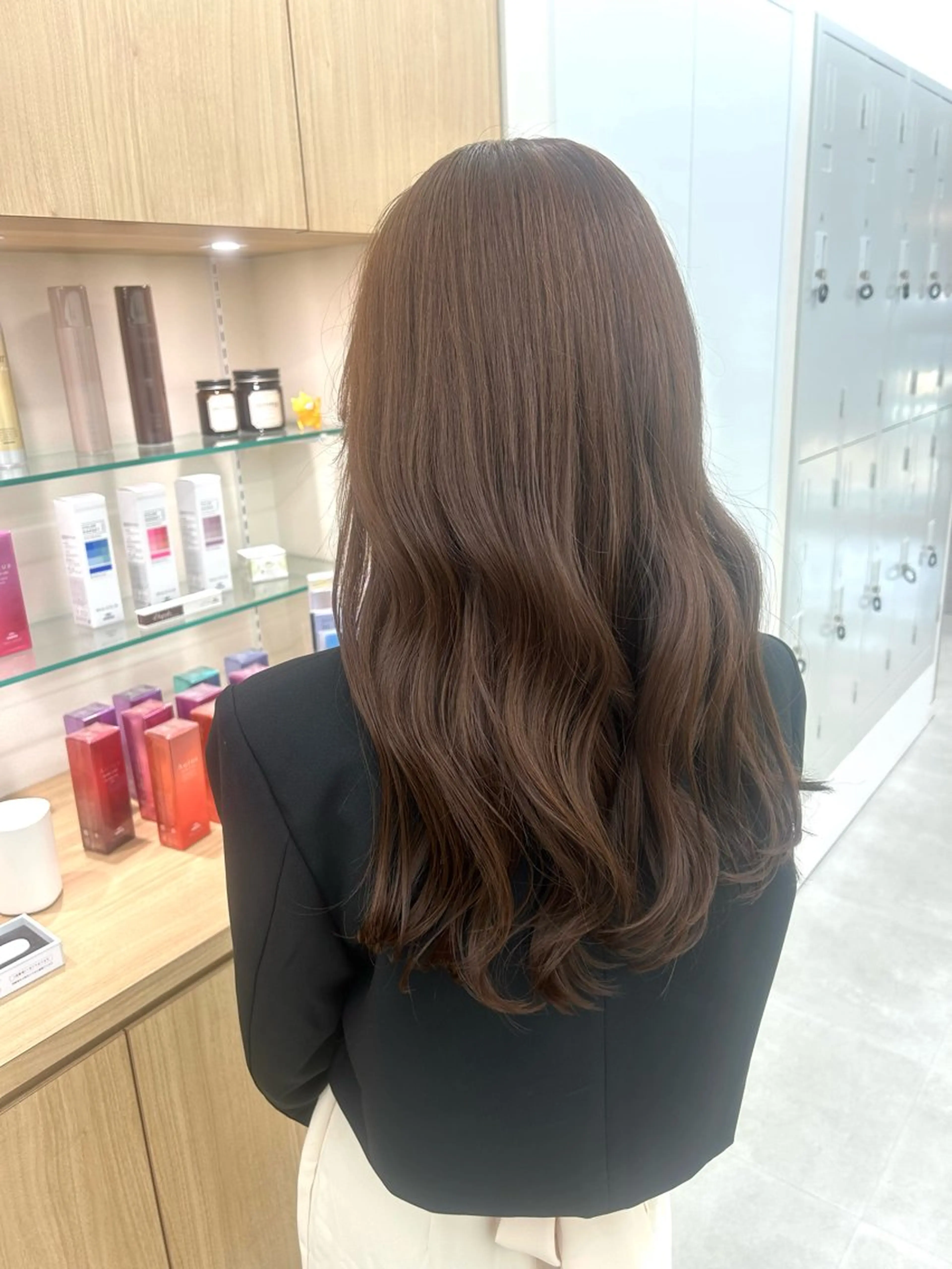 ロング ルナ/レイヤー /ベージュのヘアスタイル