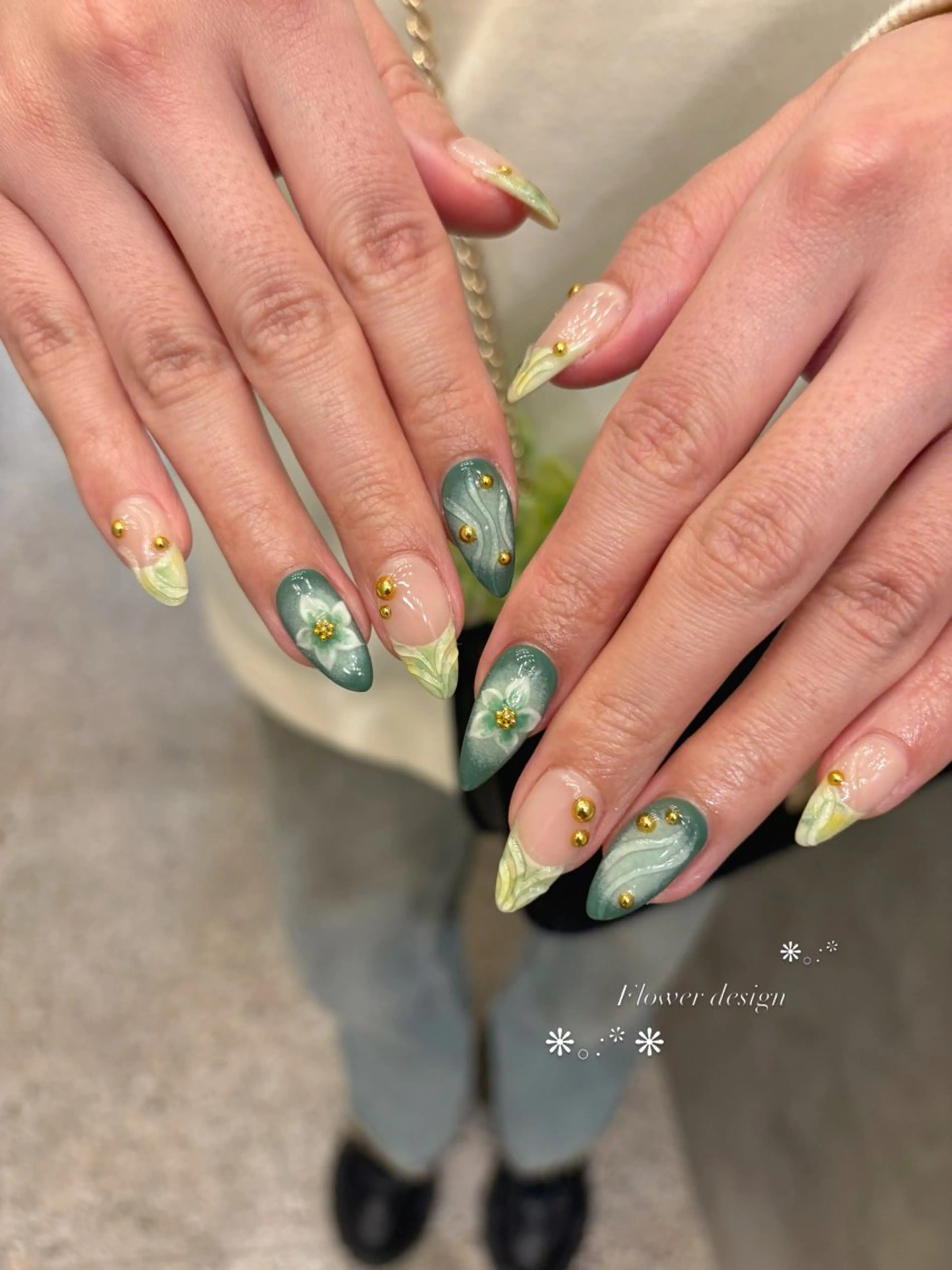 ネイル ハンドネイル She nail studio 原宿所属・パラジェル有/ スカルプ/mahoのネイルデザイン