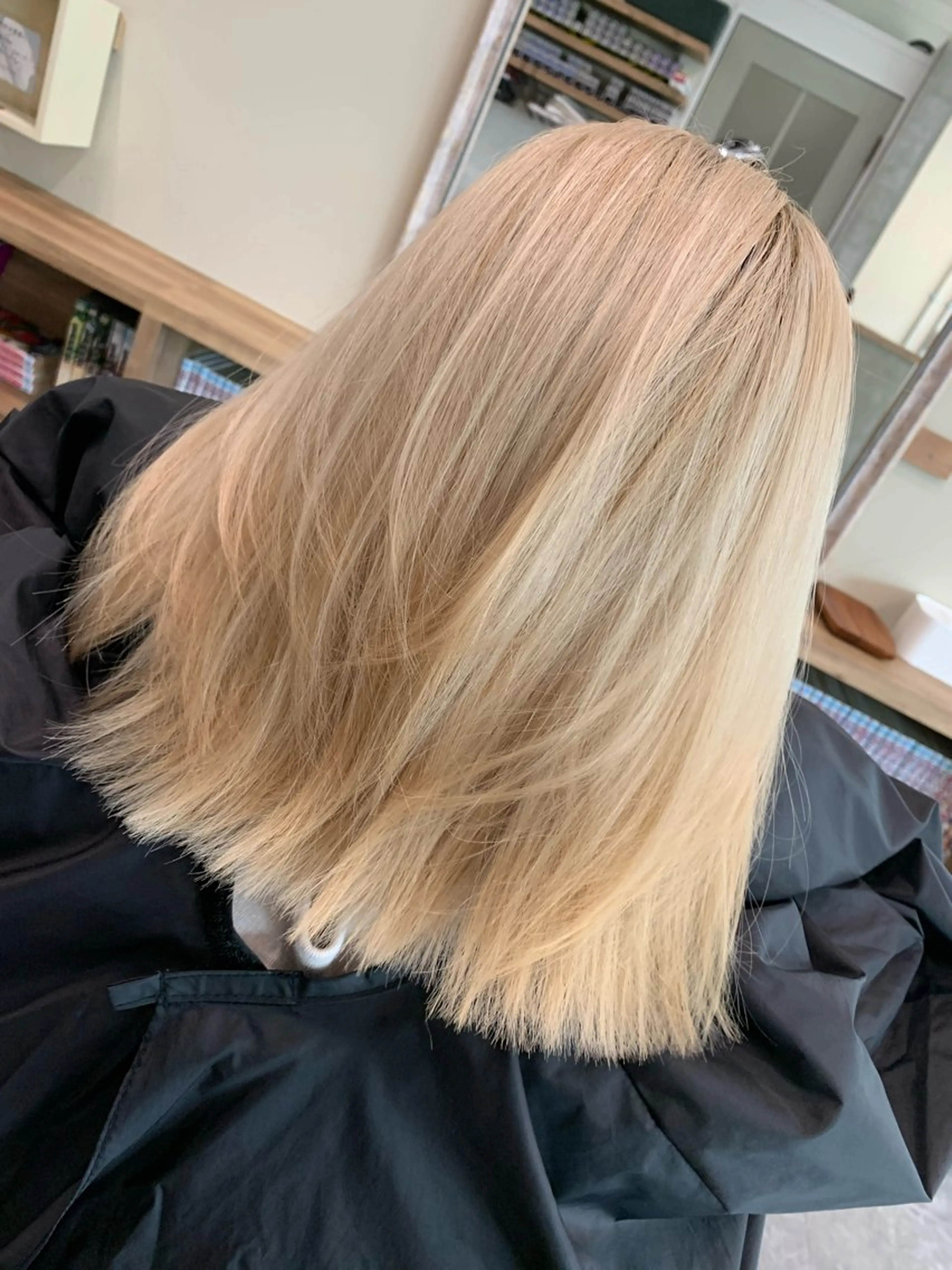 カラー ブリーチ/ストレート ダブルカラーtetoのヘアスタイル