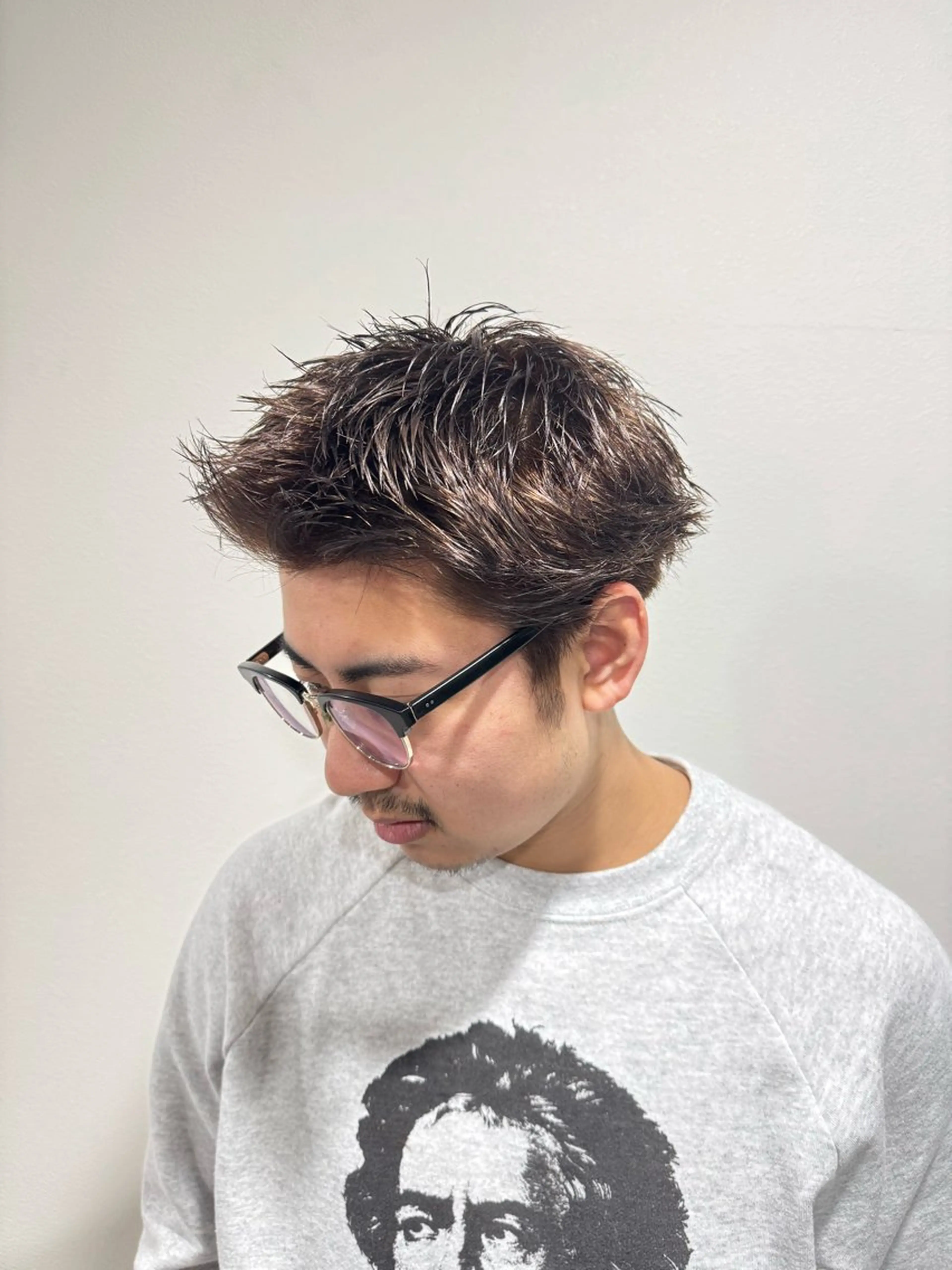ショート カラー メンズ 平尾/艶カラー/ アッシュ系/中川誠大のヘアスタイル