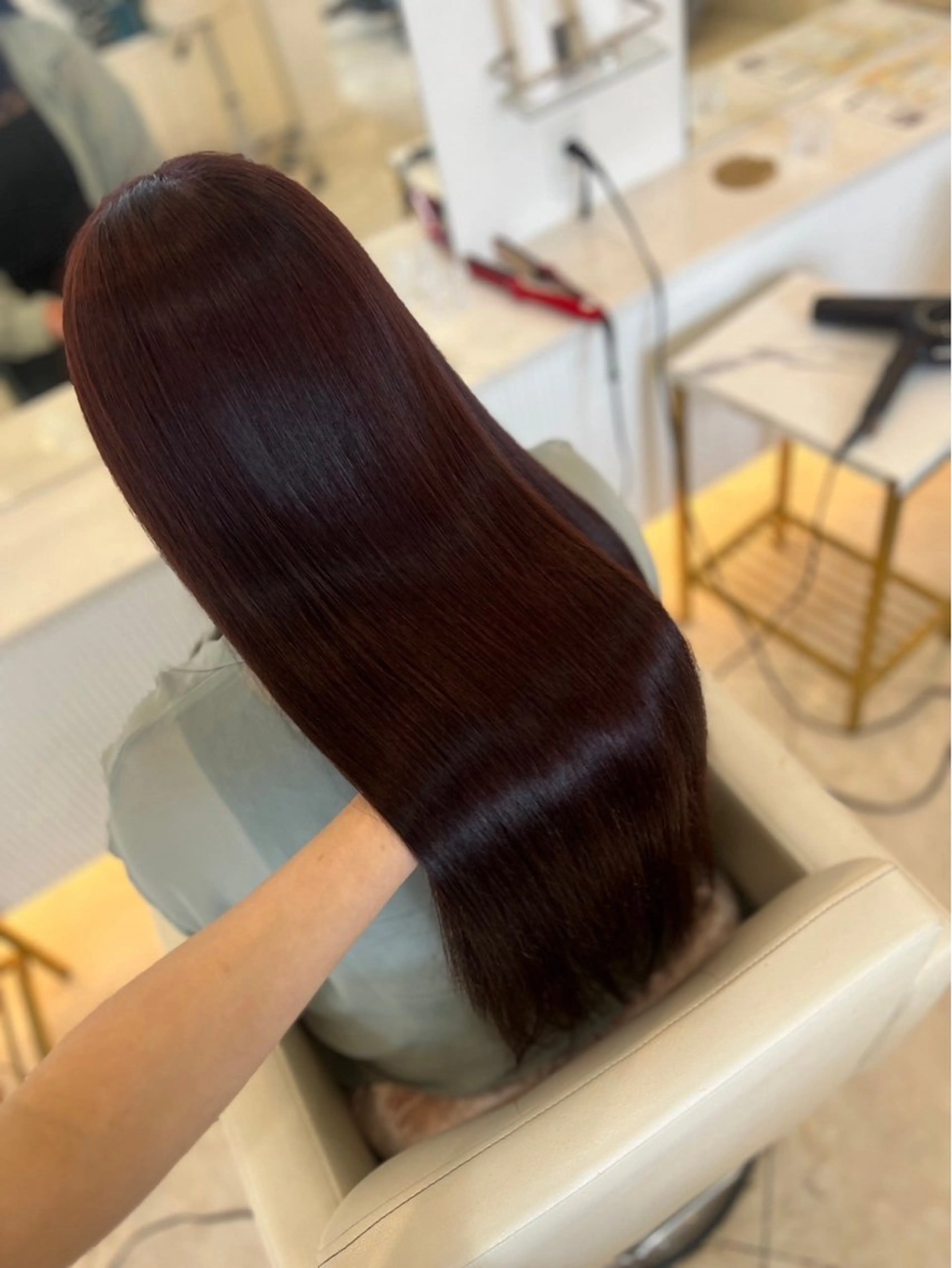 ロング カラー ブリーチ ハイトーンカラー 髪質改善 トリートメント 高野 慧成のヘアスタイル